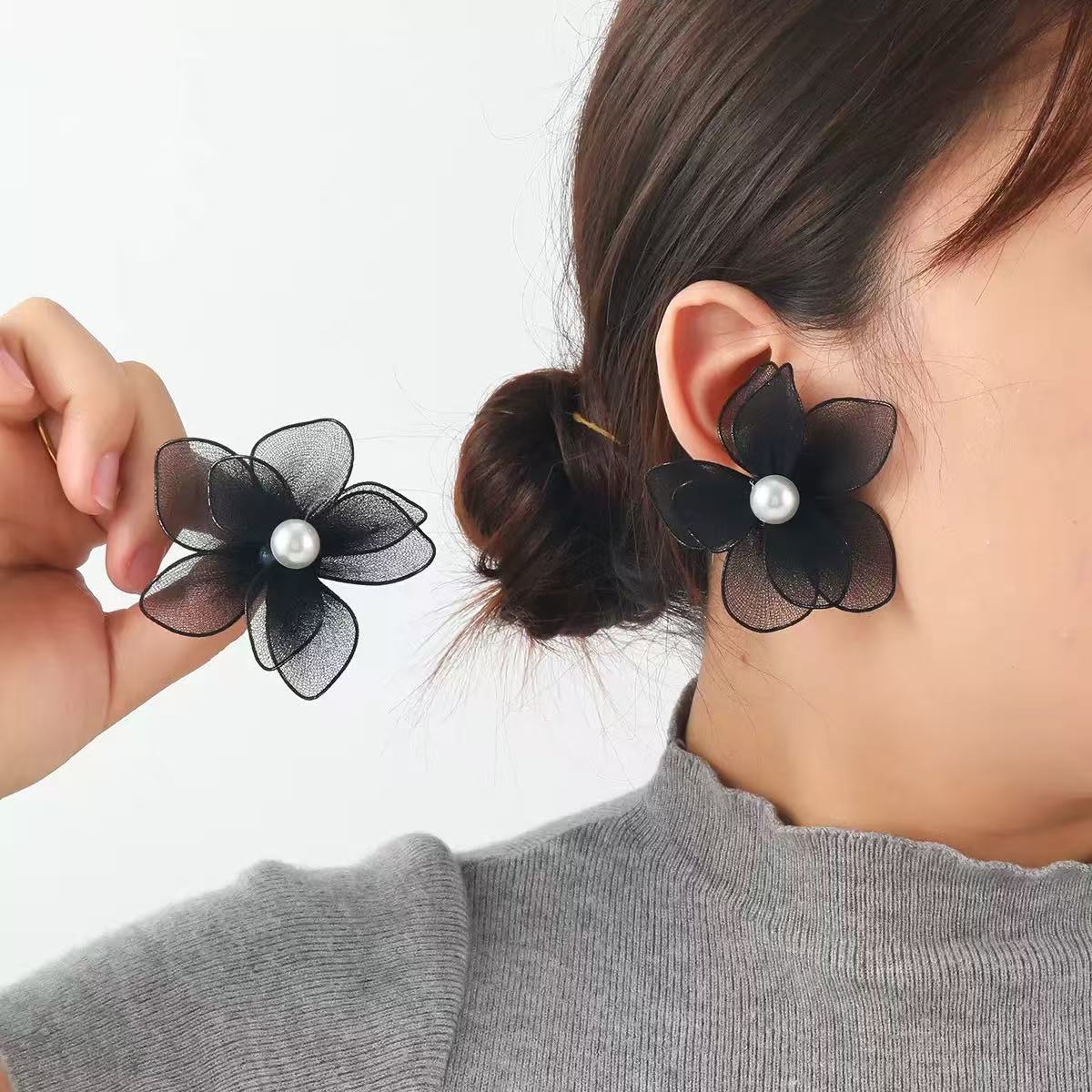 欧美夸张布艺珍珠花朵大气耳环女轻奢高级感气质时尚欧美跨境货源