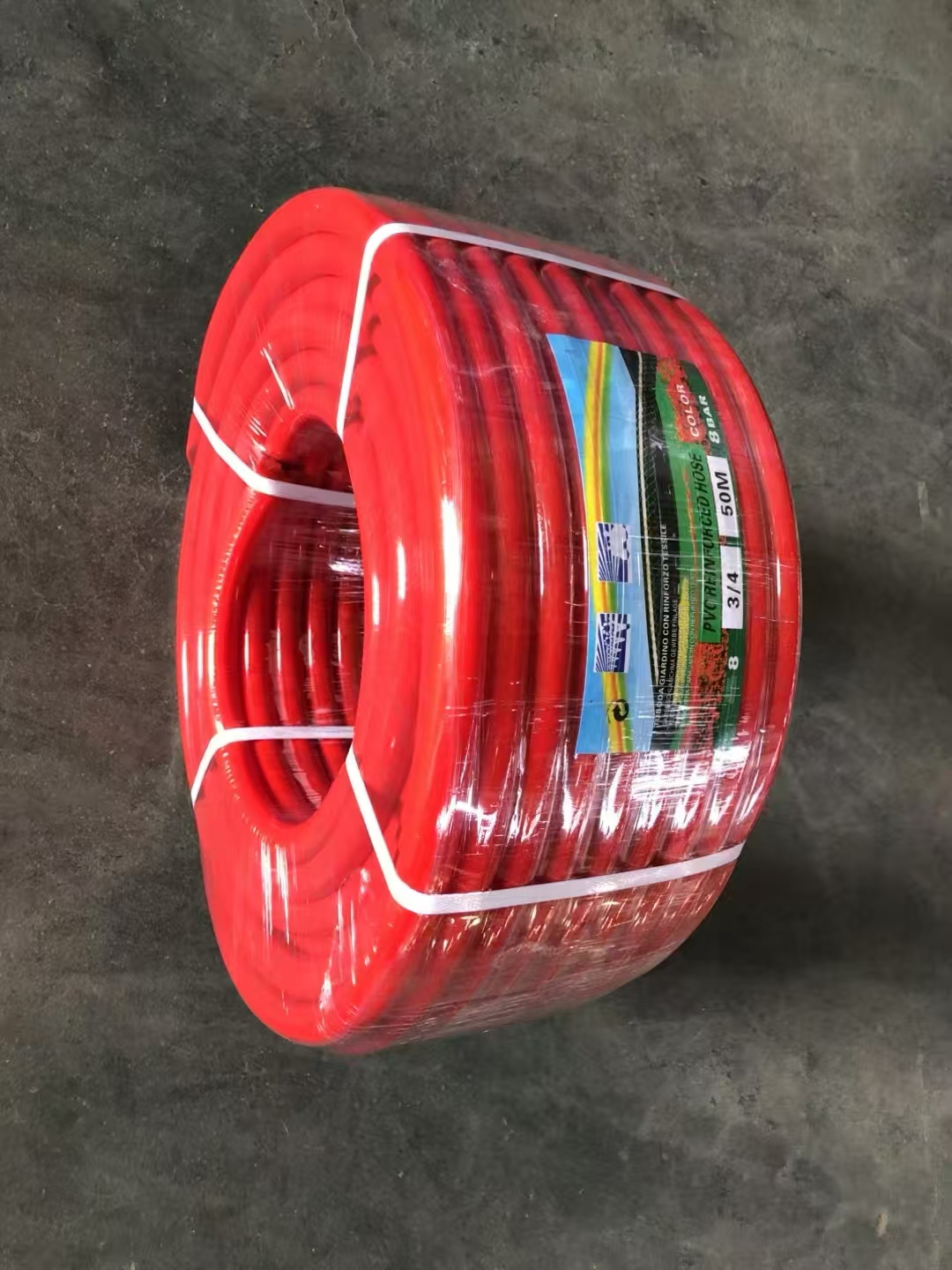 红色水管加厚耐用家用自来水管道安装管材