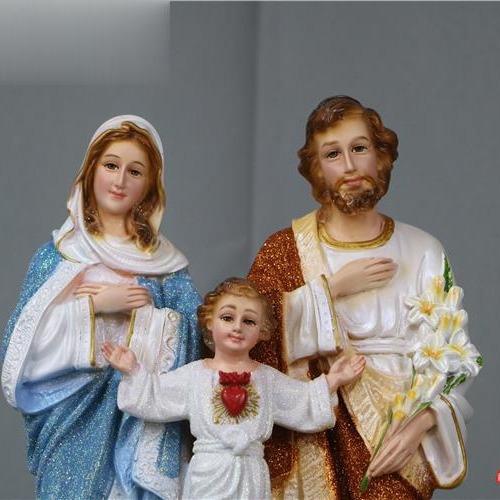 彩绘树脂工艺品三口之家摆件工艺品摆件工艺品摆件家具摆件产品图