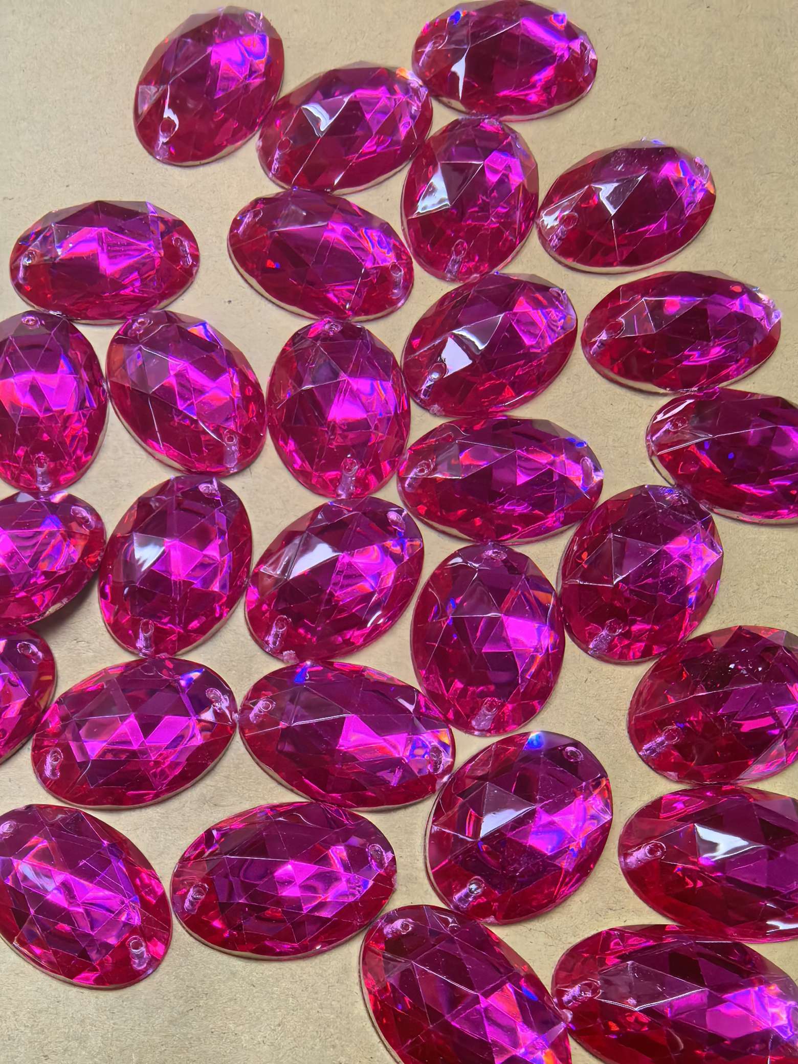 亚克力蝴蝶结海绵钉钻装饰配件饰品配件亚克力饰品配件亚克力饰品配件亚克力饰品配件