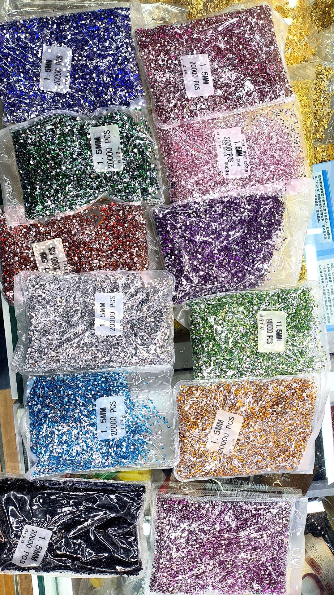 其他饰品配件 精致小巧实用饰品收纳盒 20格分隔盒 透明亚克力盒 便携收纳盒