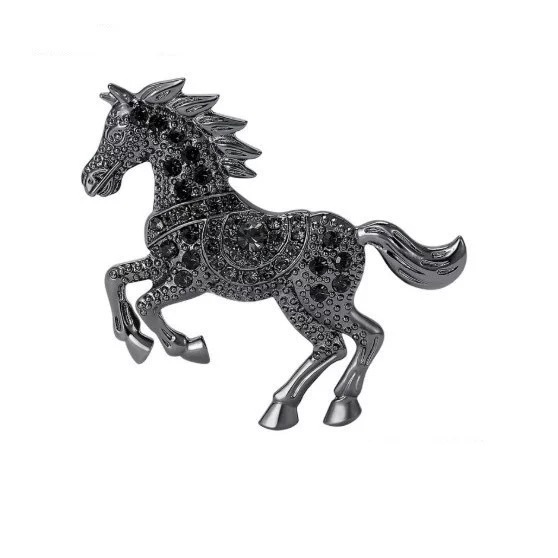 一个生肖马胸针服饰配件别针饰品设计感小众金属胸花衣饰配饰复古男女