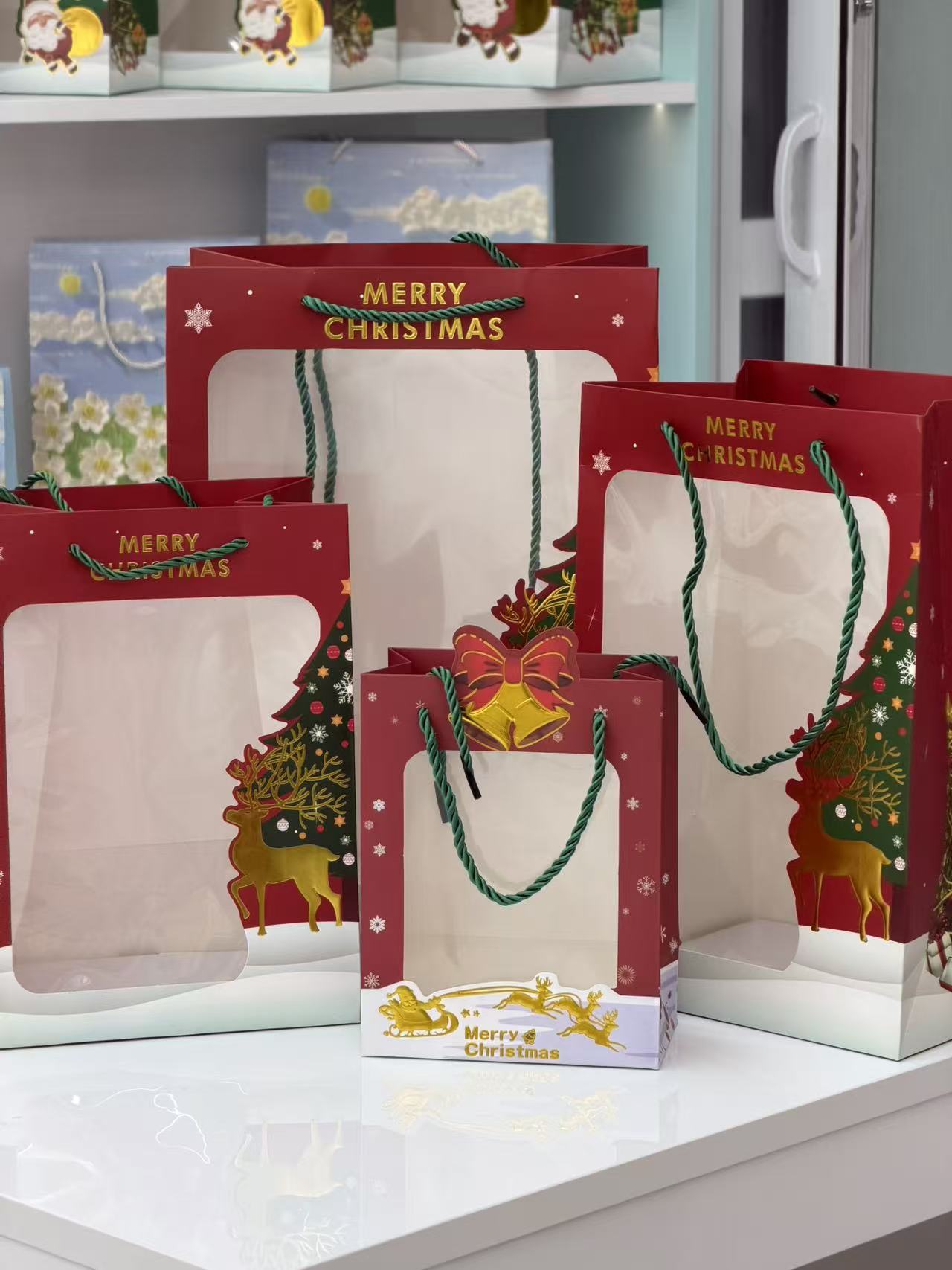 圣诞系列礼品透明袋特小号14*8*18，小号18*13*25，中号20*16*30，大号25*18*35详情2