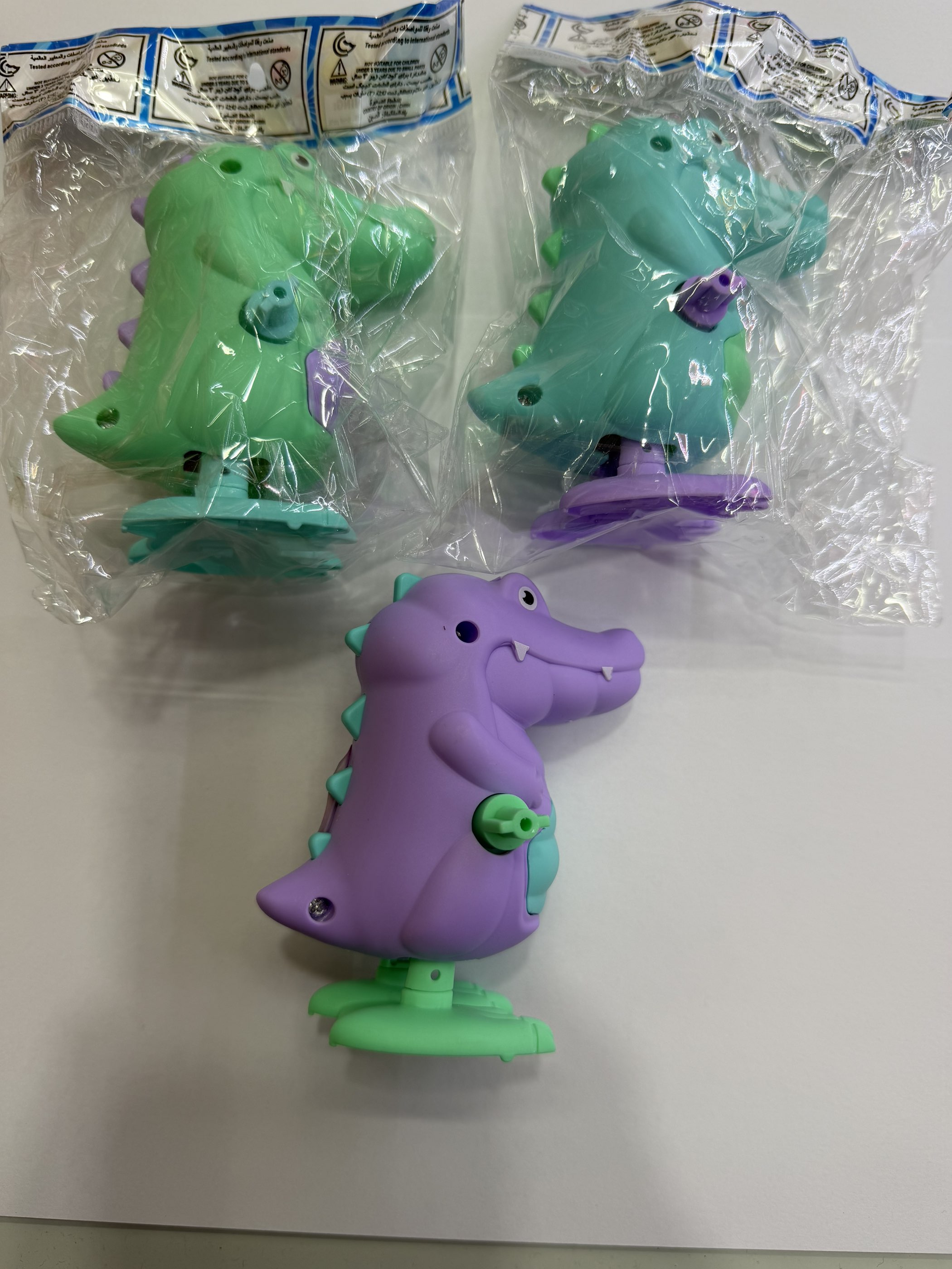 恐龙蛋/玩具恐龙/变形金钢玩具/地摊货/3D打印龙白底实物图