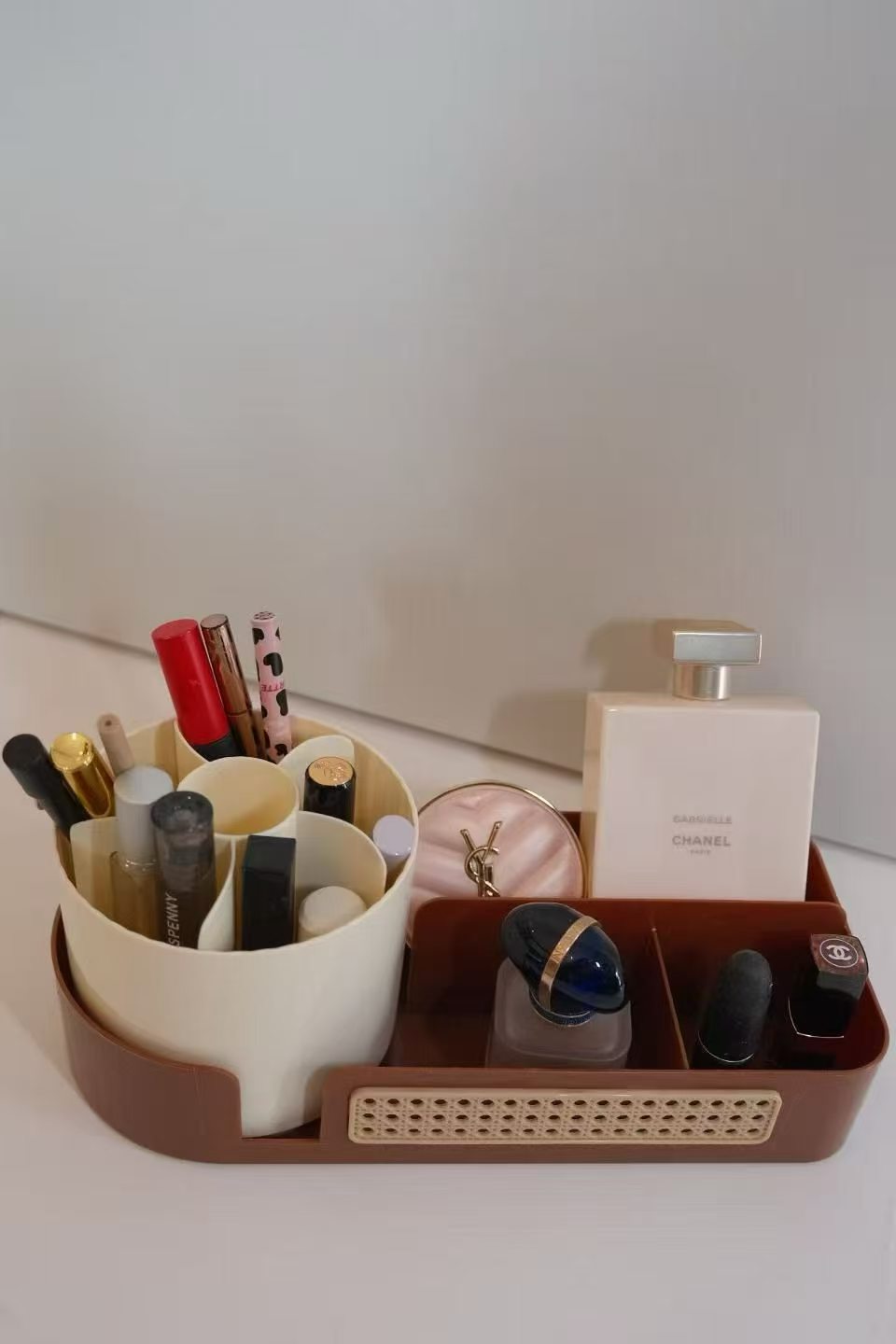 化妆品收纳盒高级感桌面可旋转分格笔筒梳妆台大容量多功能化妆盒