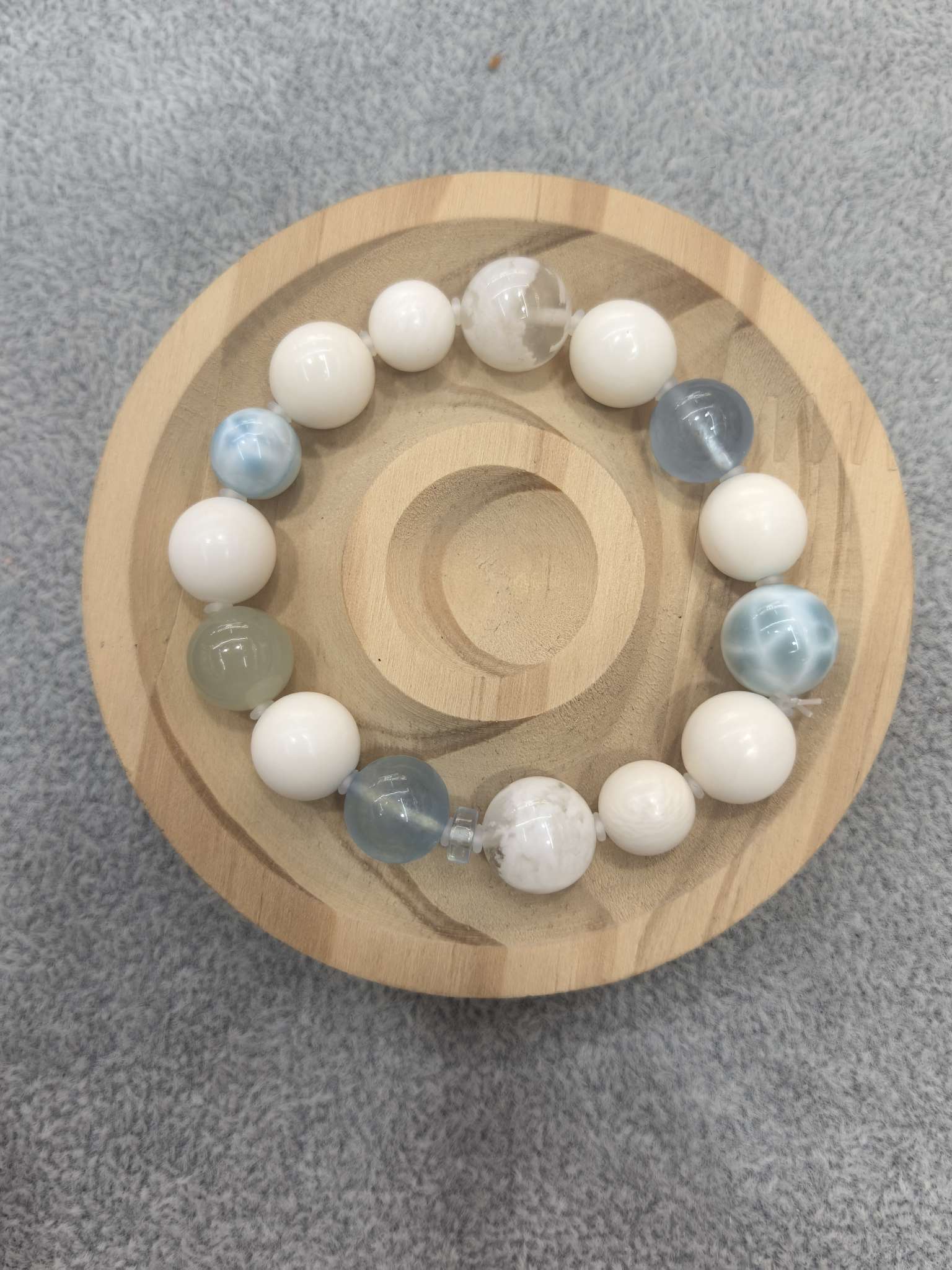 猛犸牙水晶文玩手串海纹石海蓝宝和田玉手串文玩手串水晶手串香珠文玩手串奶噗噗手串细节图