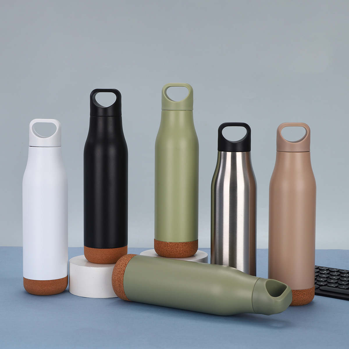 Cork bottomed stainless steel cola bottle thermos cup