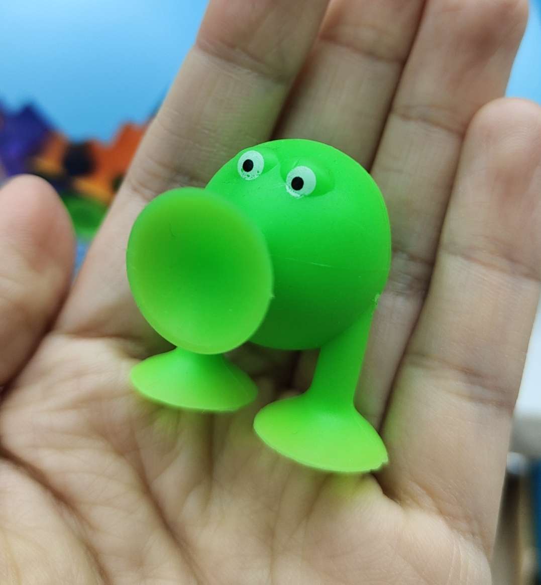 Children's educational toys, DIY building blocks, soft rubber building blocks, bathroom suction cups, water play toys, animal series mixed styles Specification image