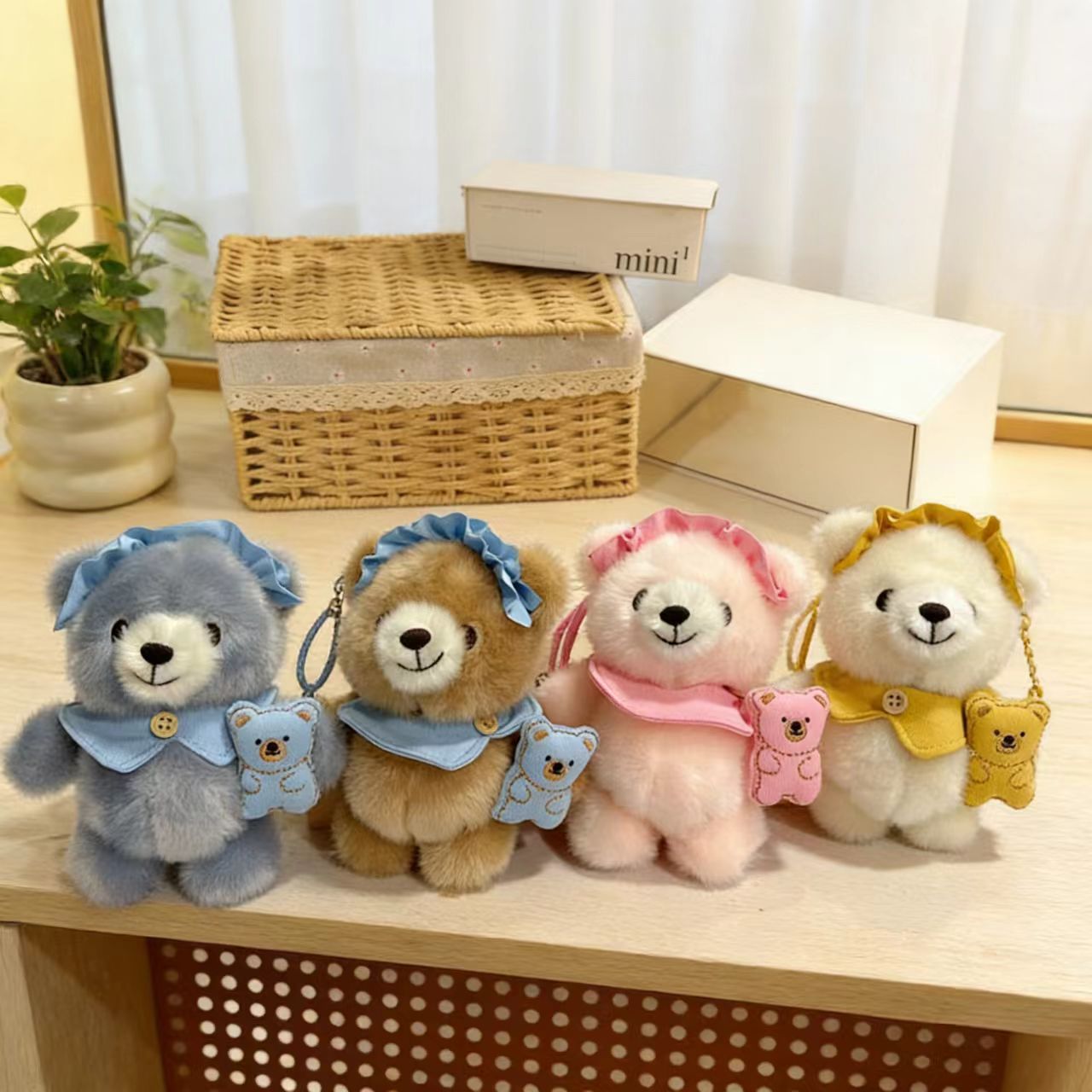 花边帽熊宝创意4寸毛绒挂件抓机娃娃公仔钥匙坠车载书包挂饰礼物卡通变身钥匙扣变装公仔挂件毛绒玩具可爱批发