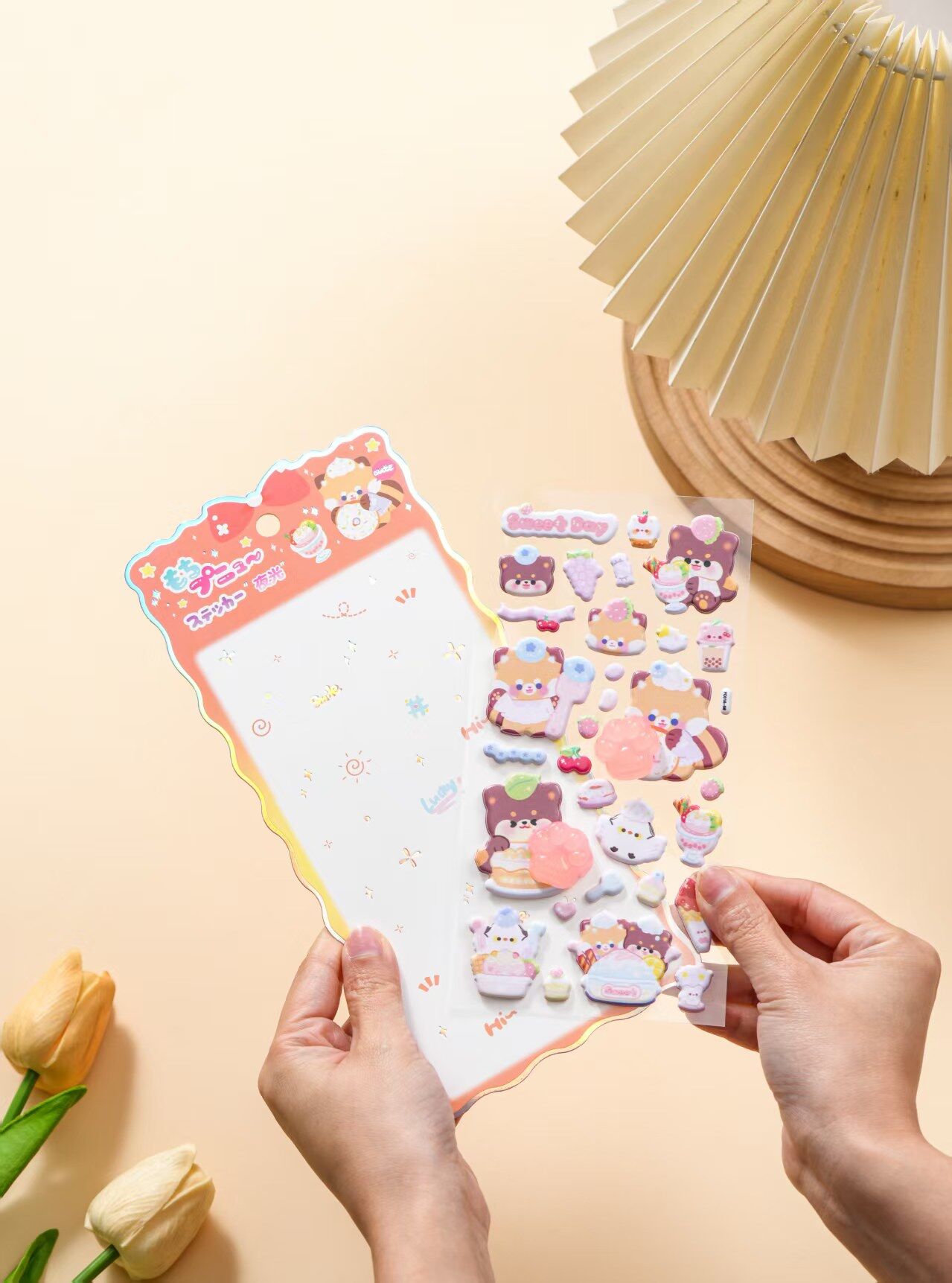 Luminous cat paw foam stickers, stress-relieving stickers, PP soft and cute children's cartoon rabbit animal PP sponge stickers Specification image