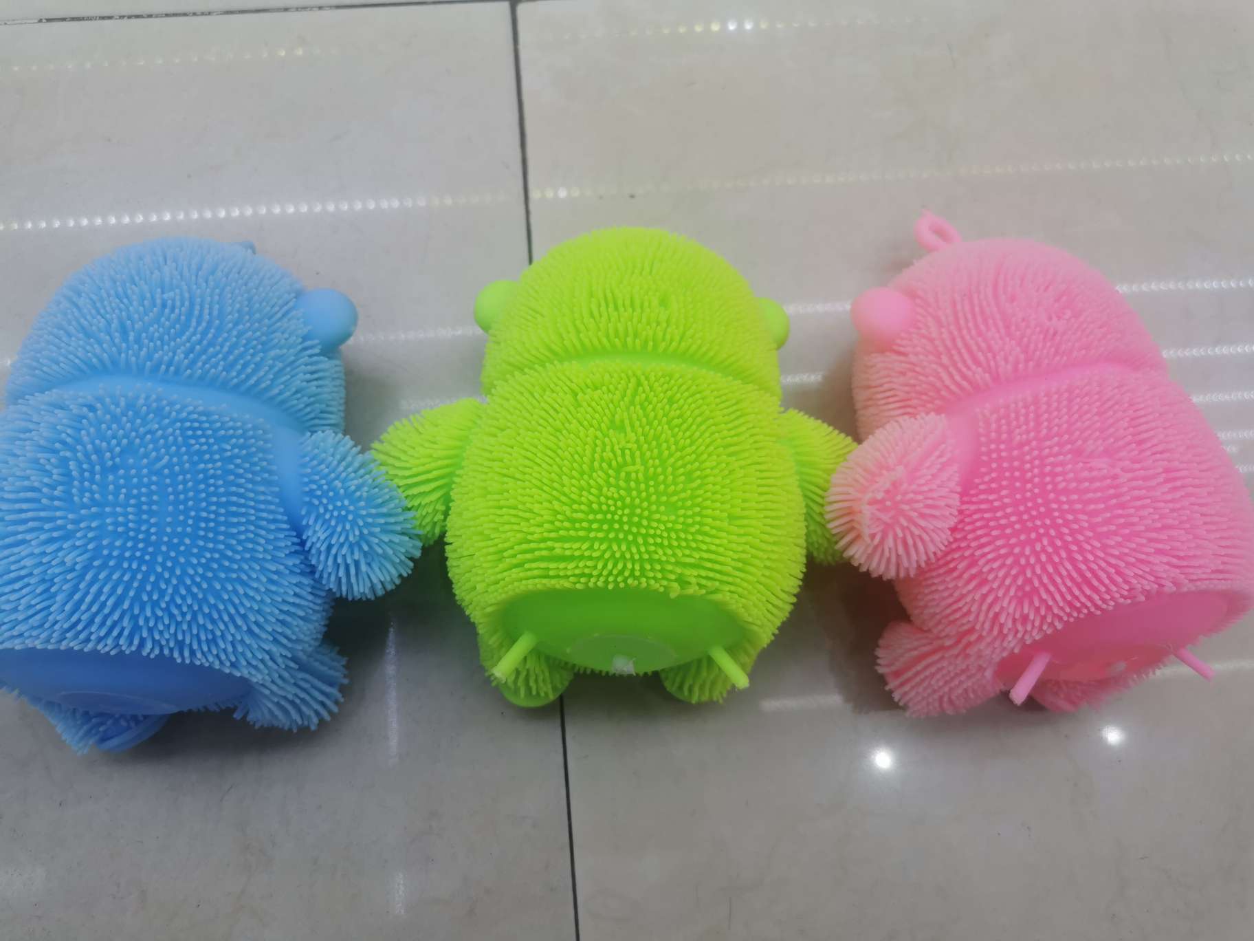 大号泰迪熊解压儿童玩具产品图