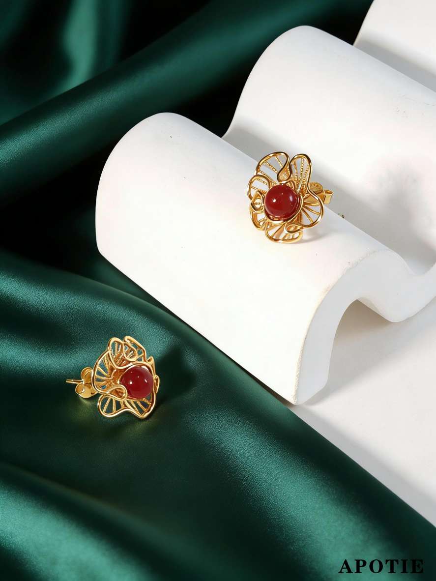 Red agate hollowed-out S925 new Chinese-style silver earrings from APOTIE pic 4