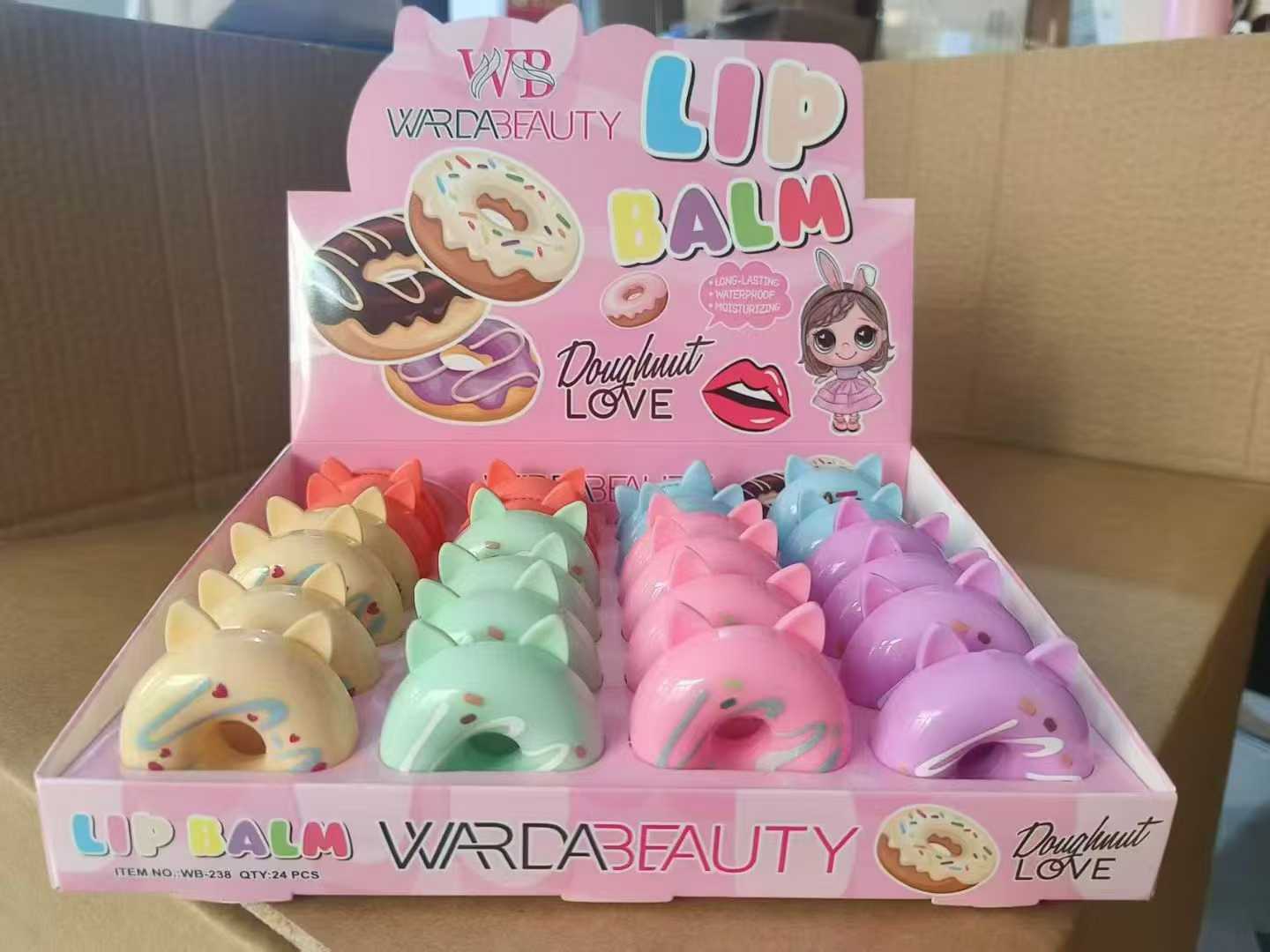 WARDABEAUTY's cute cat ear lipstick, with a mermaid theme, is colorful and adorable, waterproof and moisturizing, and loved by children. Specification image