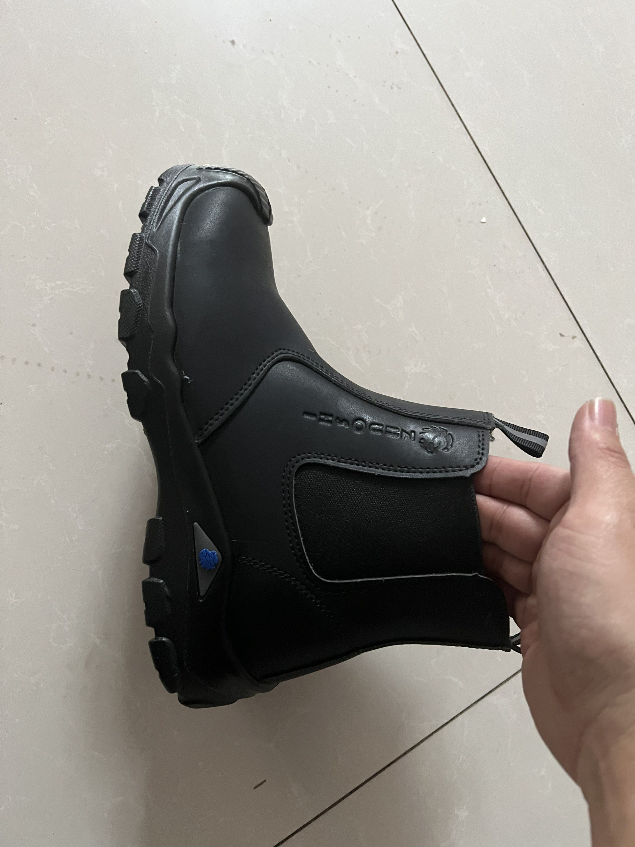 跨境劳保鞋男防砸钢包防水耐油耐酸碱安全鞋一脚蹬工作防护鞋