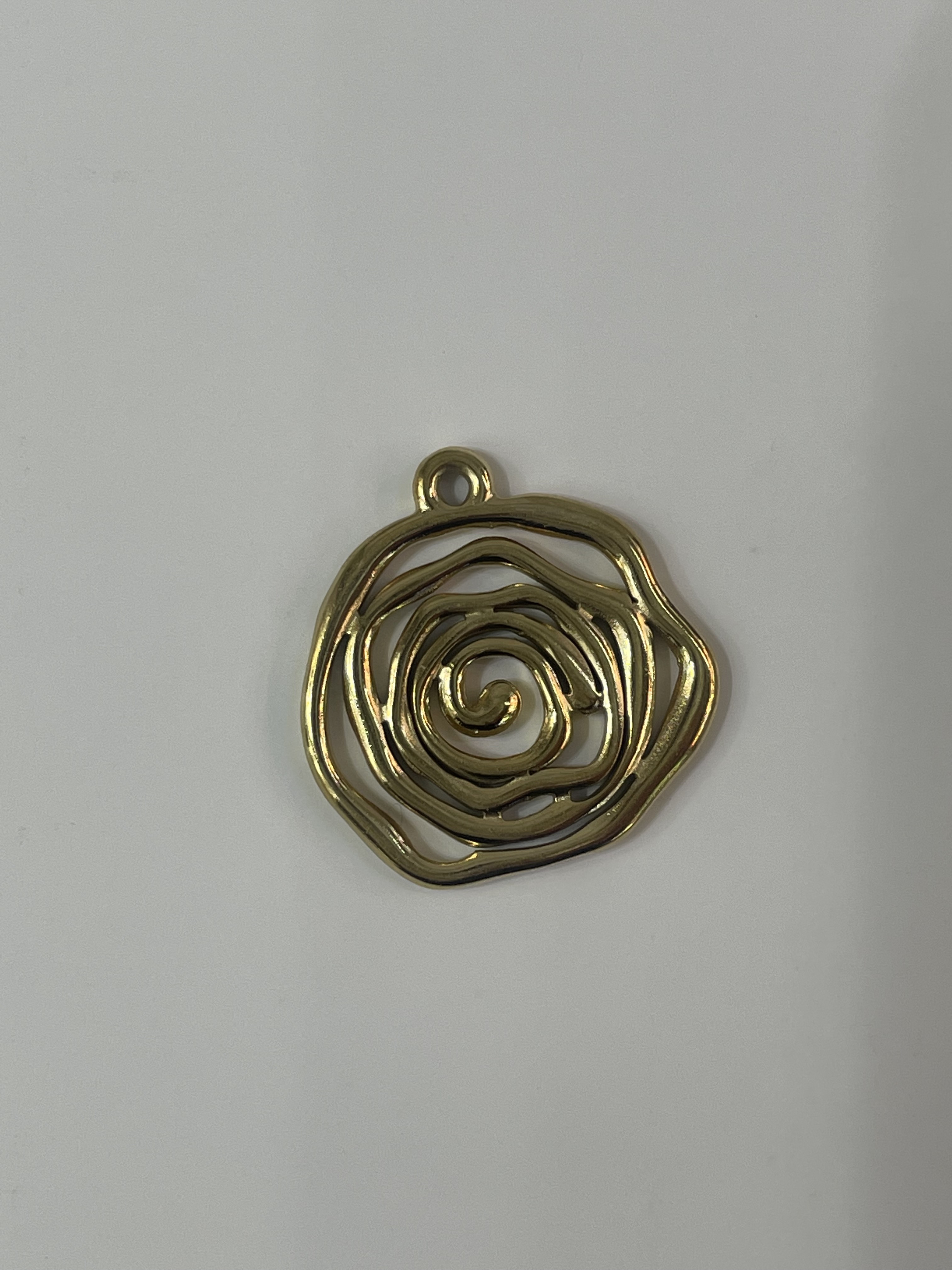 Stainless steel European and American irregular circle pendant accessories, niche design circle necklace pendant accessories