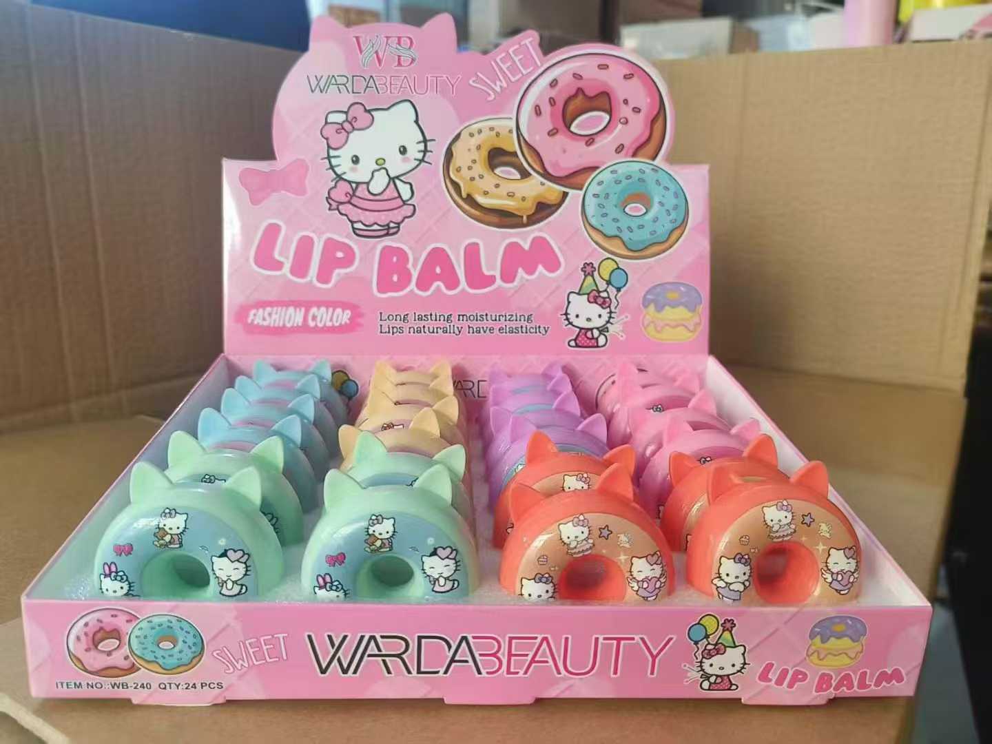 WARDABEAUTY's cute cat ear lipstick, with a mermaid theme, is colorful and adorable, waterproof and moisturizing, and loved by children. details Picture