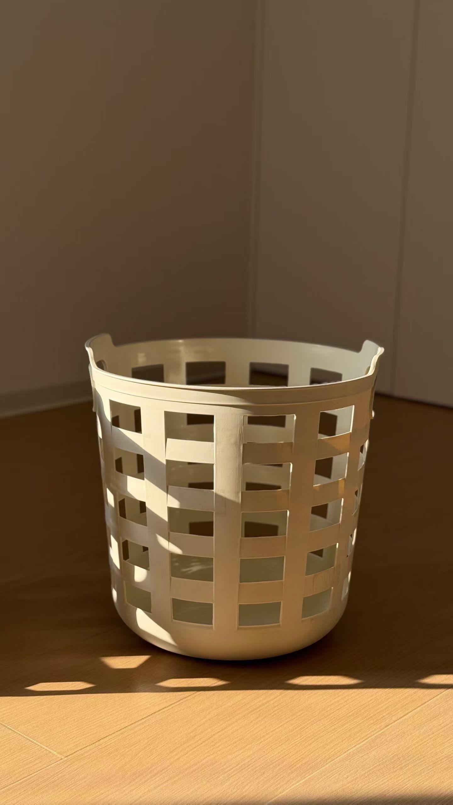 日用百货收纳防尘脏衣篮圆形脏衣篓日式设计