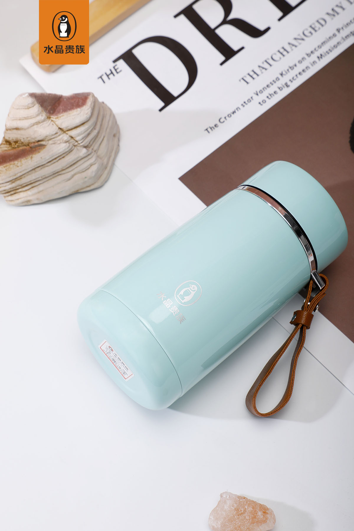 【水晶贵族新品季】
J-3009号真空休闲杯
健康饮水，享受安逸小时光
杯身小巧。详情图5