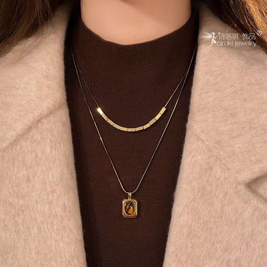 诗洛琪饰品叠戴美拉德虎眼石吊坠项链女款高级感轻奢小众毛衣链新款配饰