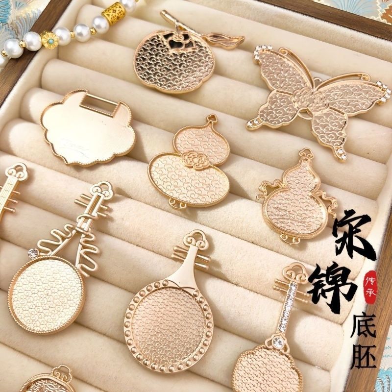 Wholesale of intangible cultural heritage Song Brocade alloy base body pendants. Wholesale of intangible cultural Heritage Song Brocade alloy base body pendants detail image 6