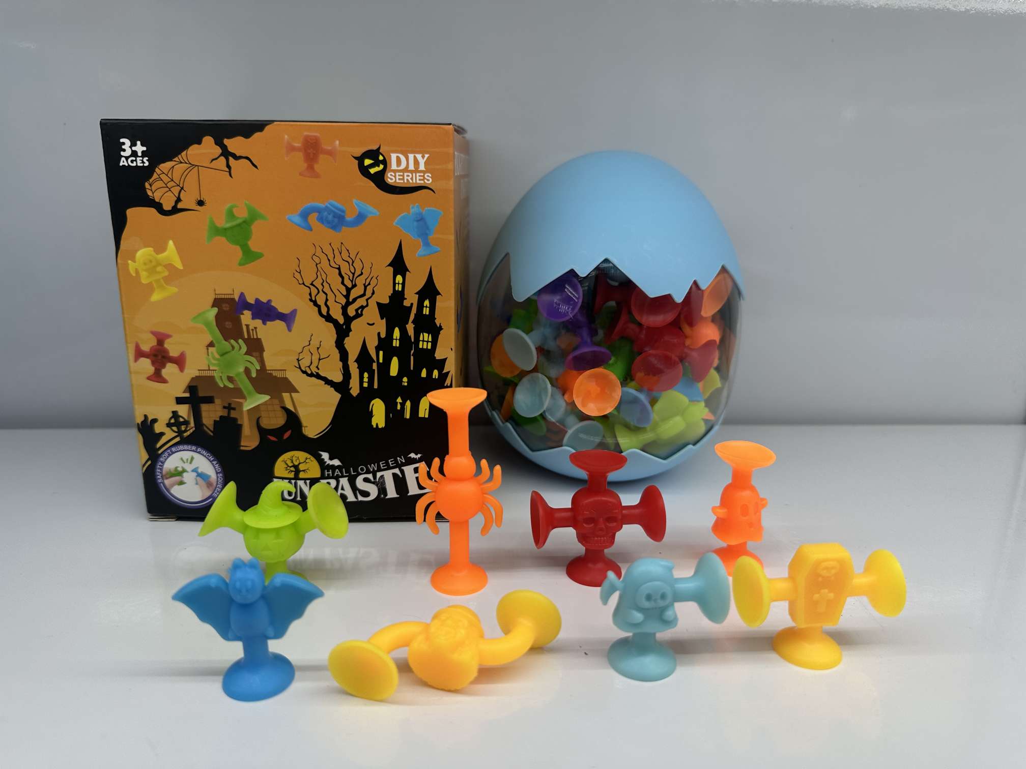 Children's educational soft rubber building blocks, bathroom suction cup toys, DIY assembly toys, Halloween and Christmas series, eggshell color box set