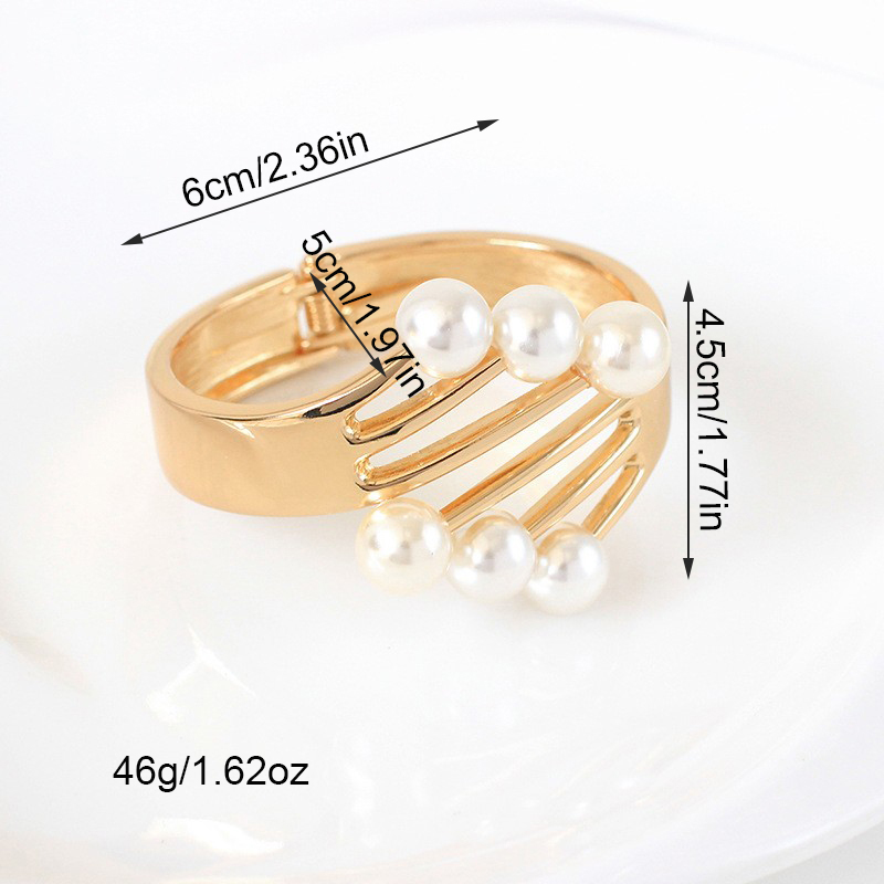 Wholesale of new, popular, niche, elegant and stylish pearl bracelets for French women details Picture
