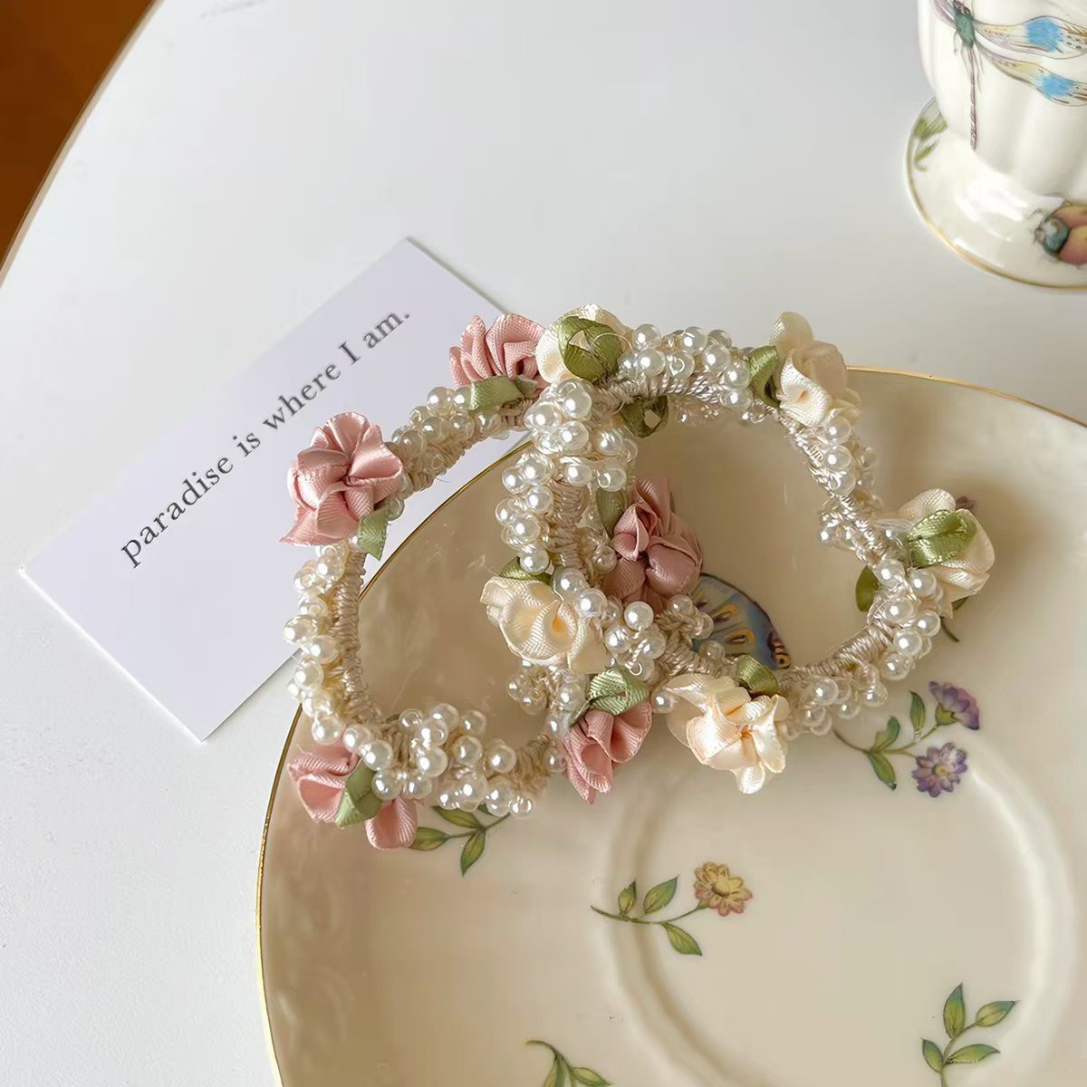 Acrylic children's wedding party hair accessories, headbands, combs and hair clips gift box set detail image 3