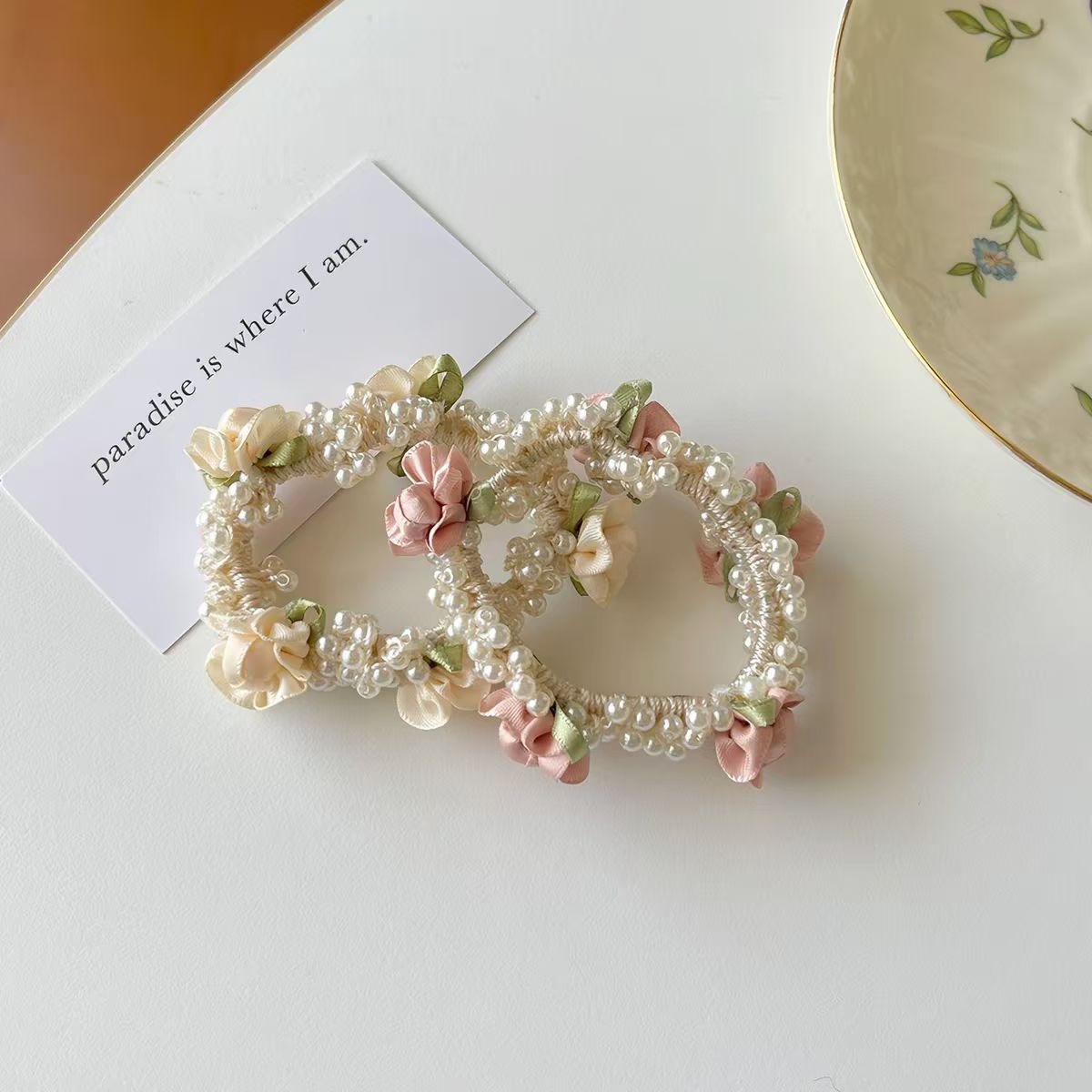 Acrylic children's wedding party hair accessories, headbands, combs and hair clips gift box set detail image 2