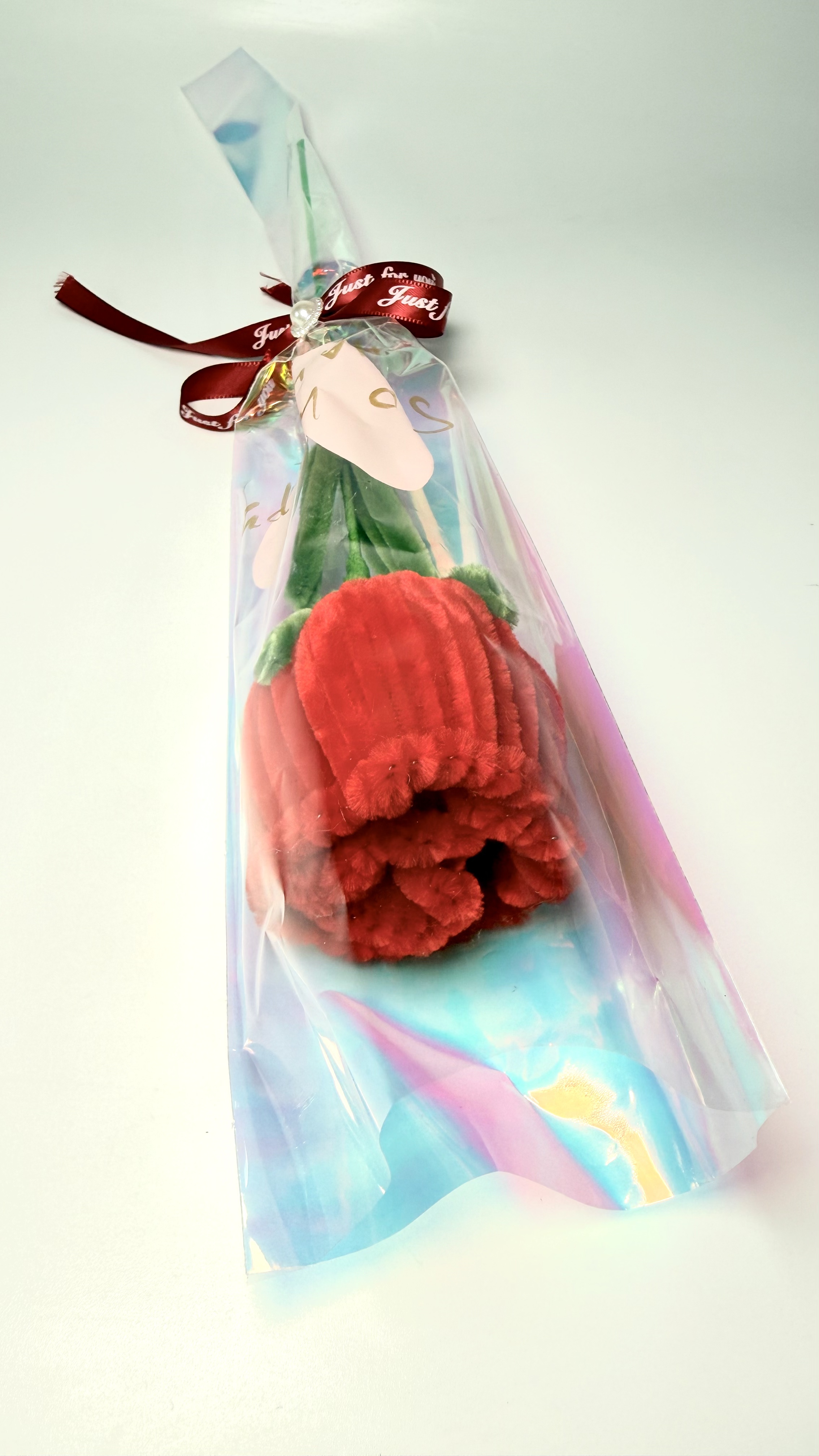 Single flower packaging bag, iridesy woolen knitted rose bouquet, wax thread, adult products, plush bouquet Application Scenario
