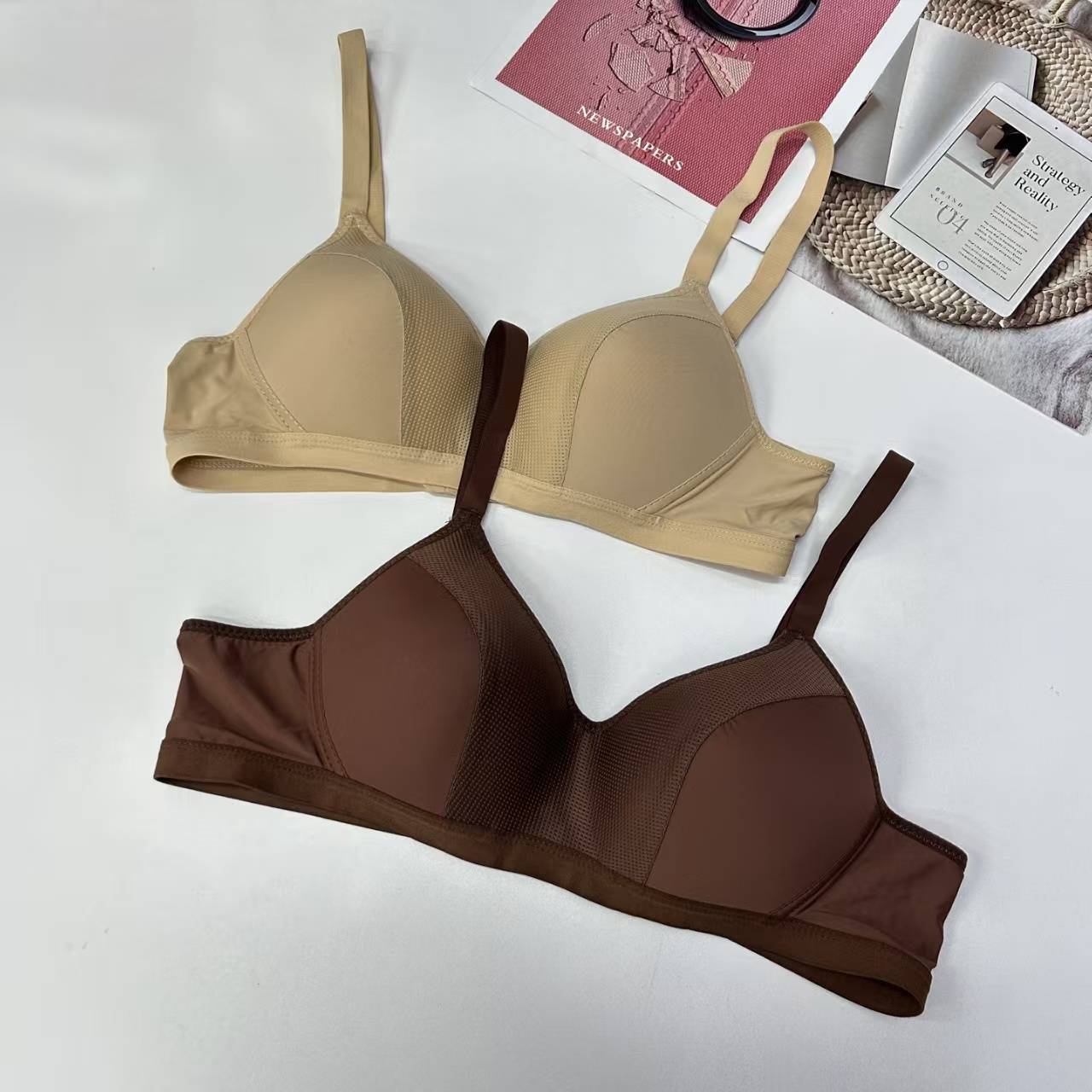 FCM-718 Women's Bra, multi-color, frameless bra, Women's loose, sexy, beautiful back, plus-size underwear, large bust, Slimming Women's bra, QNI details Picture
