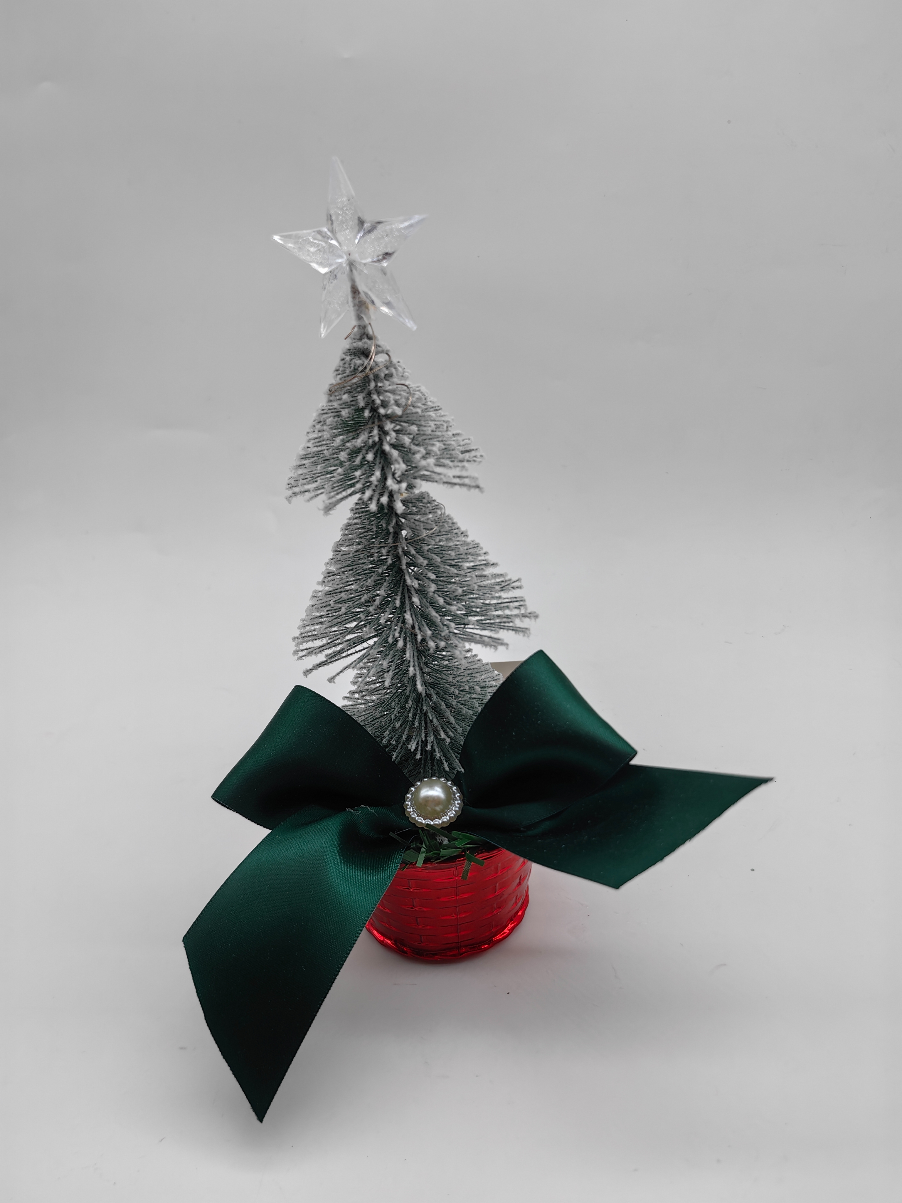New Christmas creative simulation potted plant festival decoration small ornaments, desktop green plant model tree simulation flower potted plant desktop ornaments Application Scenario