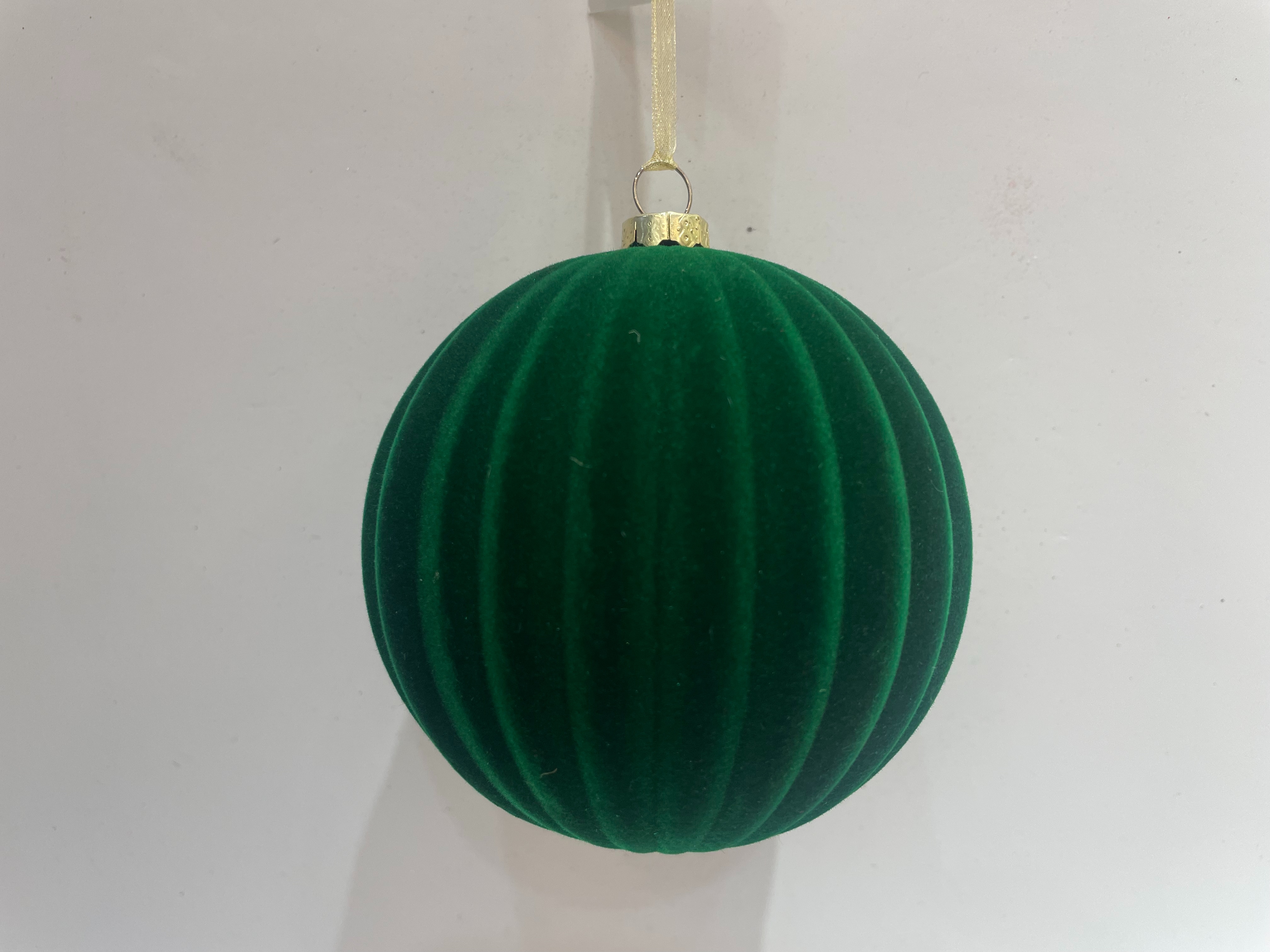 10CM Christmas plush watermelon-patterned plastic decorative balls Application Scenario