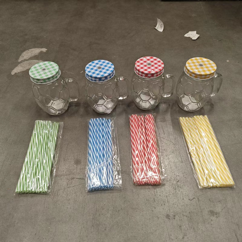 Daily necessities straw cups, colorful square cups, football cups, pineapple cups, children's straw cups are available in multiple colors and shapes detail image 4