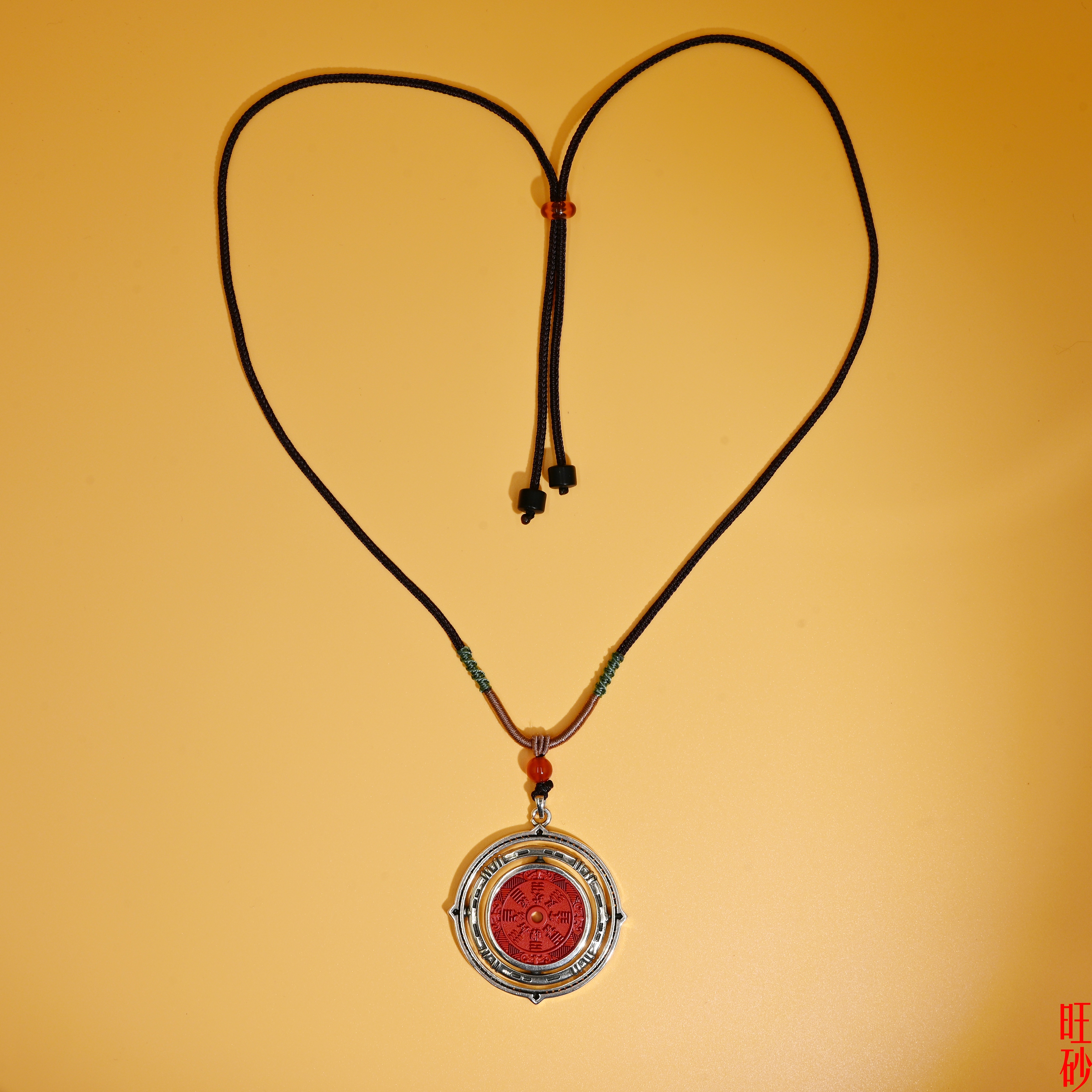 New Chinese-style rotating mountain ghost spending cinnabar pendant, men's and women's zodiac year sweater chain, high-end retro necklace details Picture