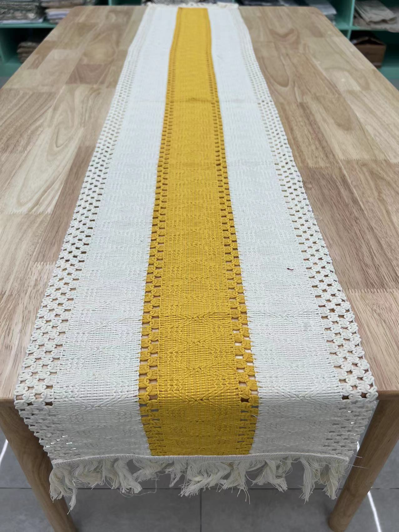 Polyester embroidered tablecloth Christmas tree table flag Christmas tree table flag Cotton and linen table flag