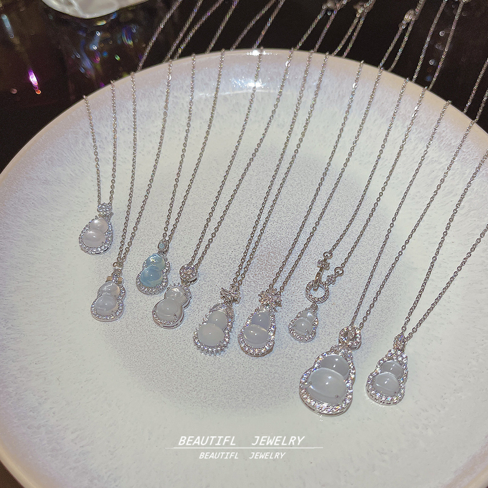 优雅白玉髓小葫芦钛钢项链配饰女轻奢小众吊坠新中式高级感锁骨链详情图7