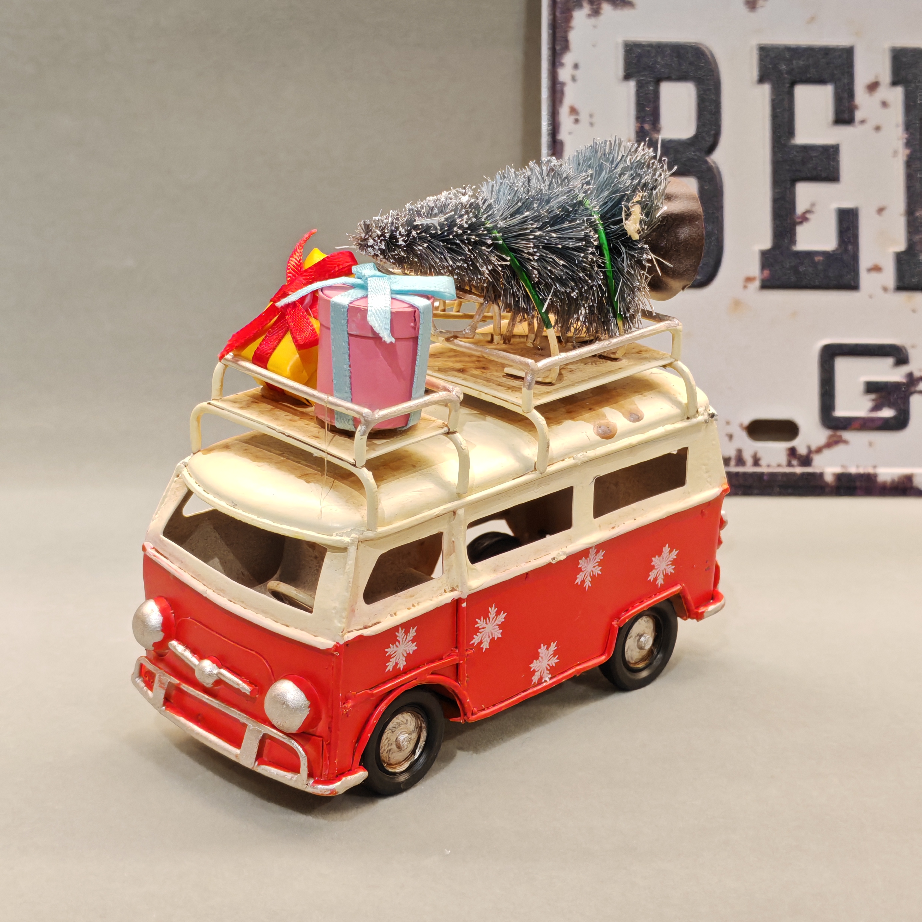 姐弟铁艺车模首发新新款圣诞巴士金属模型 手工铁艺摆件 节日装饰收藏礼品 圣诞主题巴士模型  家居办公节日装饰