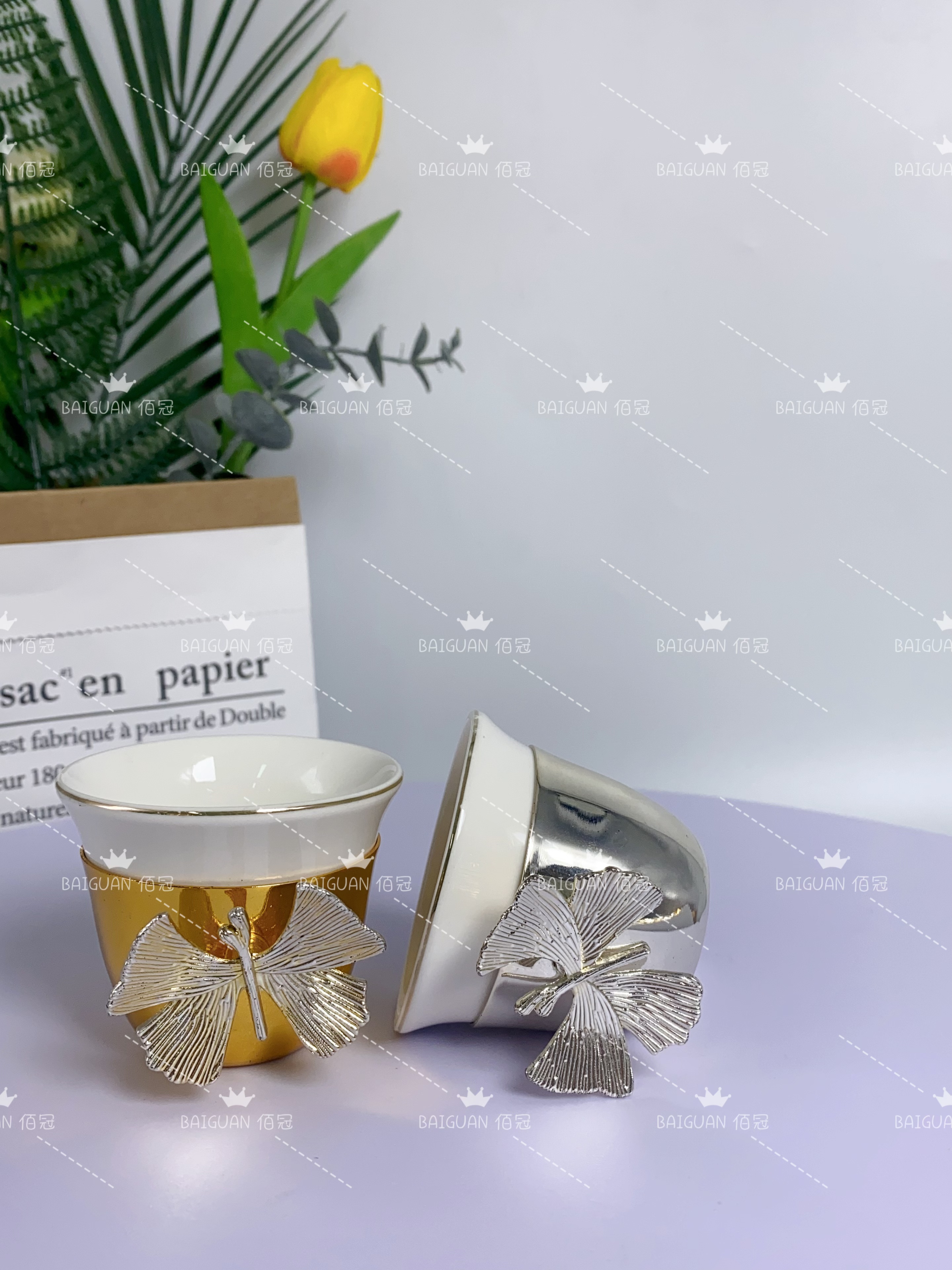 Golden coffee cup, fashionable home storage box, exquisite gift box, silver design details Picture