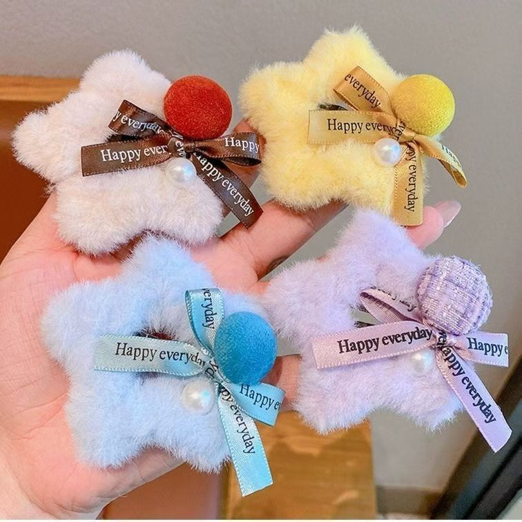 Cute and fashionable hairpins details Picture