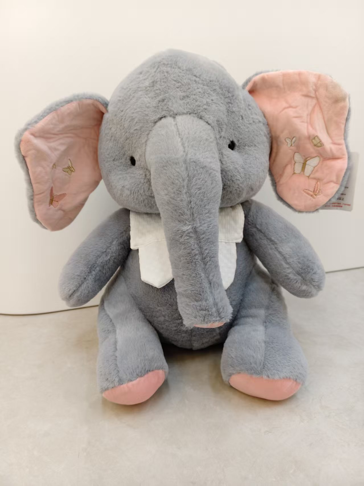 毛绒大象玩偶