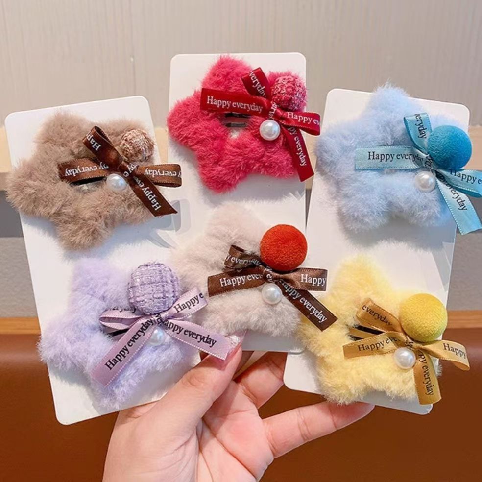 Cute and fashionable hairpins