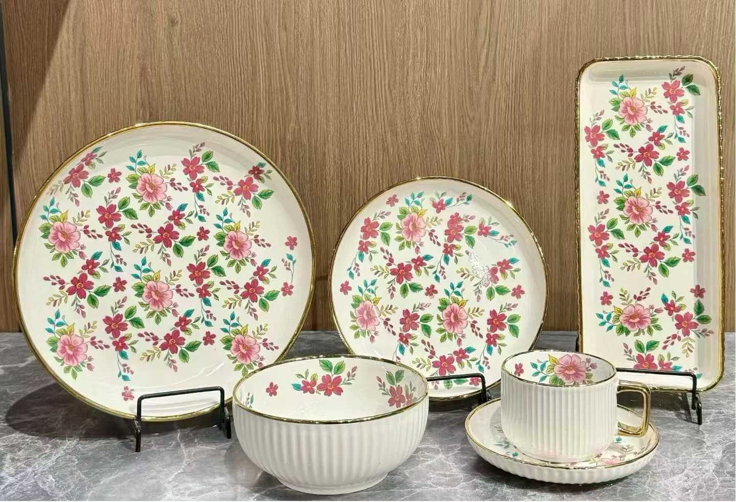 日式手绘花卉餐具套装碗碟盘子可爱厨房用具