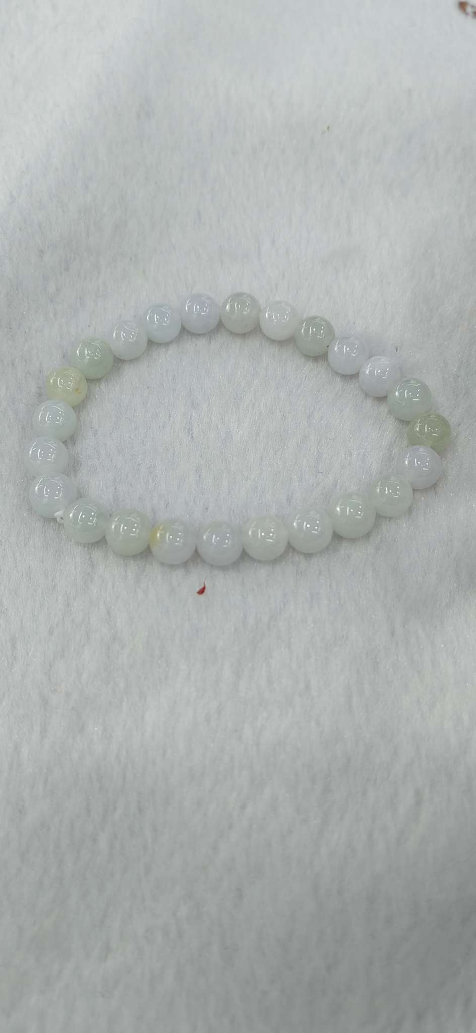 天然缅甸翡翠圆珠手串，玉质细腻油润，直径8厘，24颗