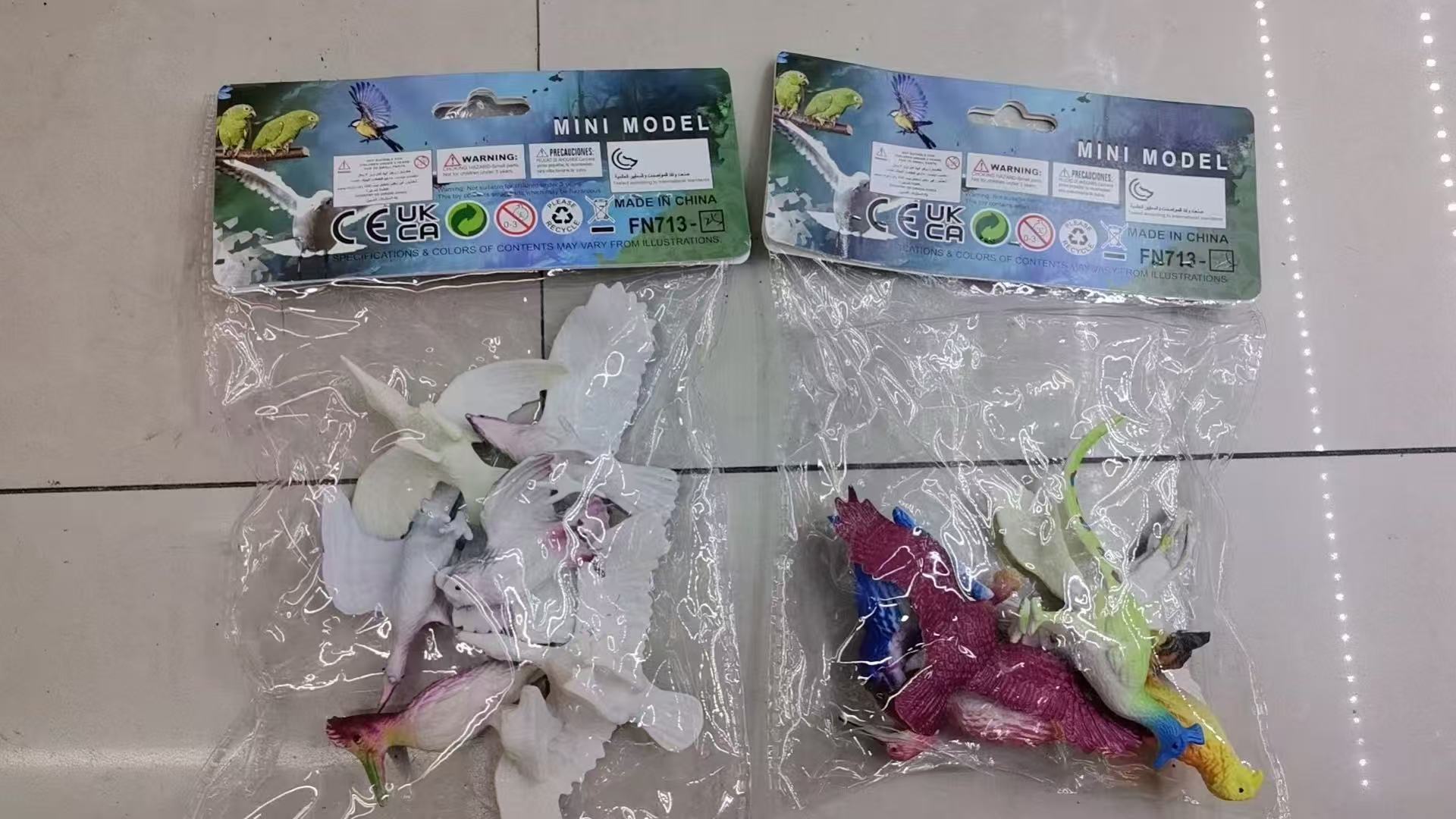 泡泡玛特/泡泡玛特手办/小摆件/海洋动物解压玩具/发光奥特曼细节图