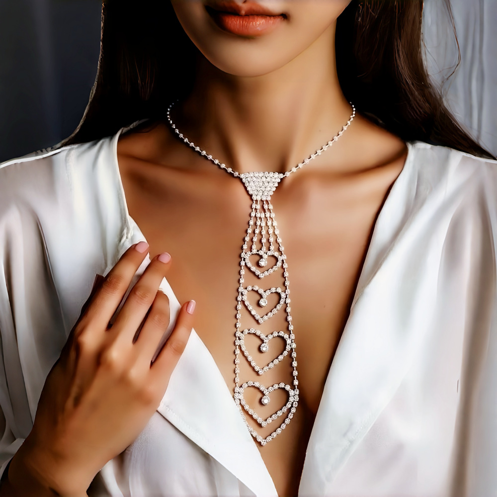欧美风高级感闪钻桃心形领结项链个性小众爱心领带小众设计高级感