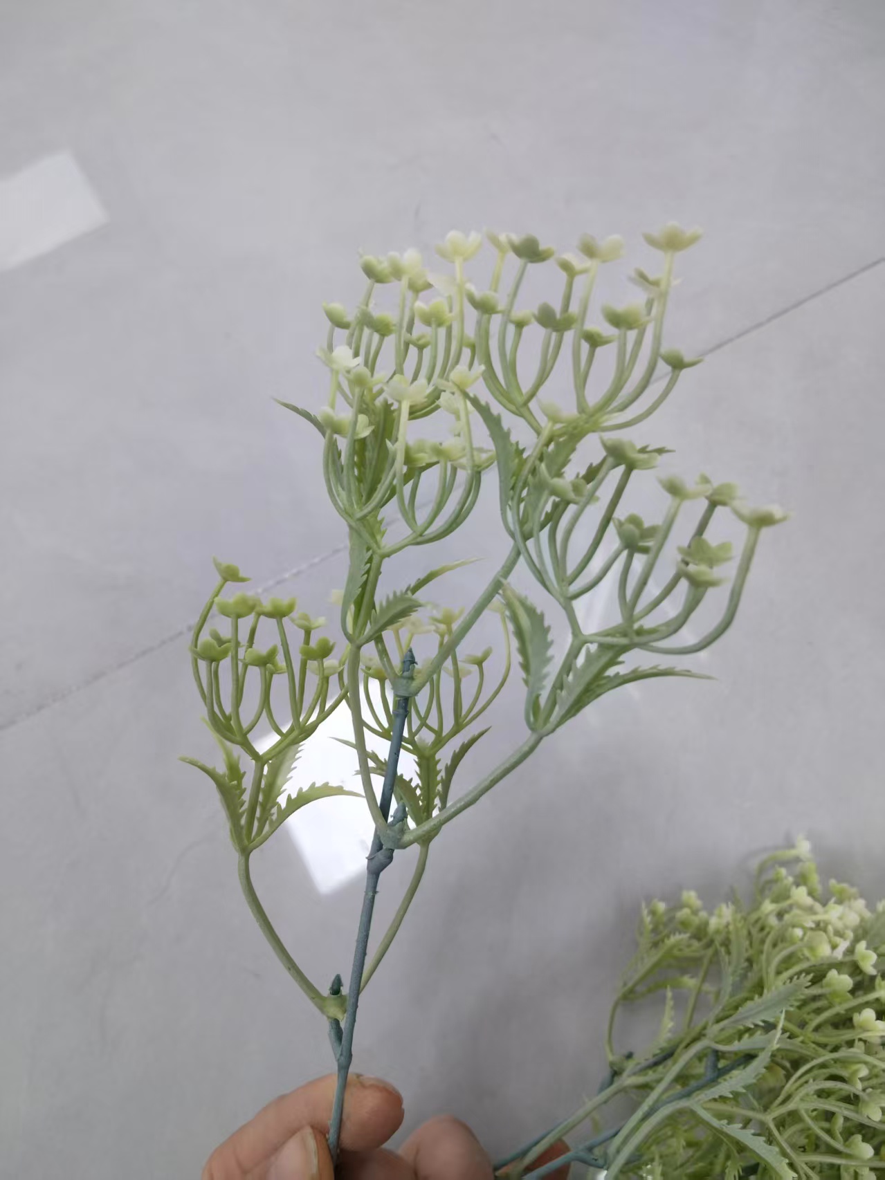 仿真花/串花藤吊/金色系仿真花/多肉/←塑料花那裡卖白底实物图