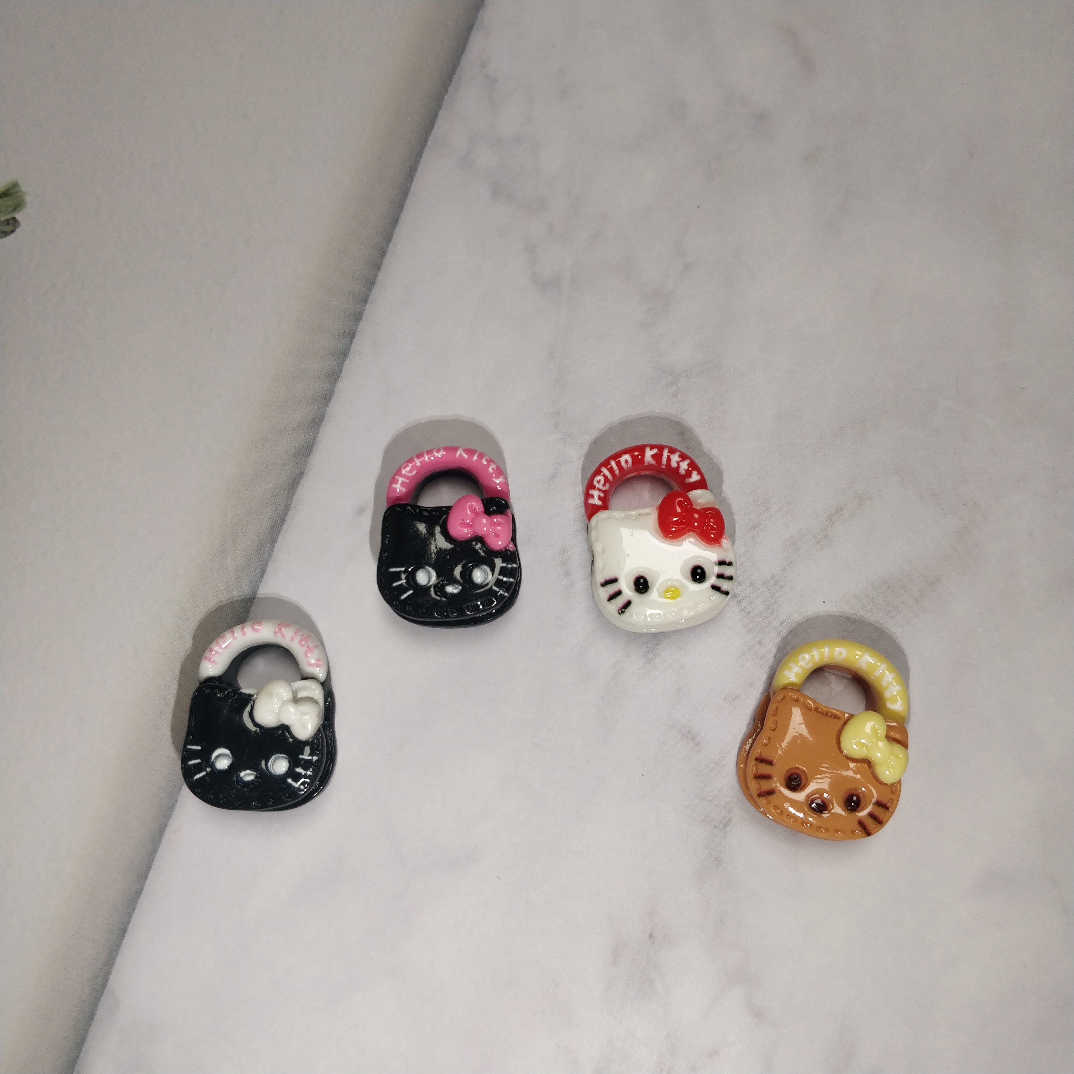 卡通猫猫手提包diy树脂挂饰包包钥匙扣挂件娃娃屋配饰手机壳批发