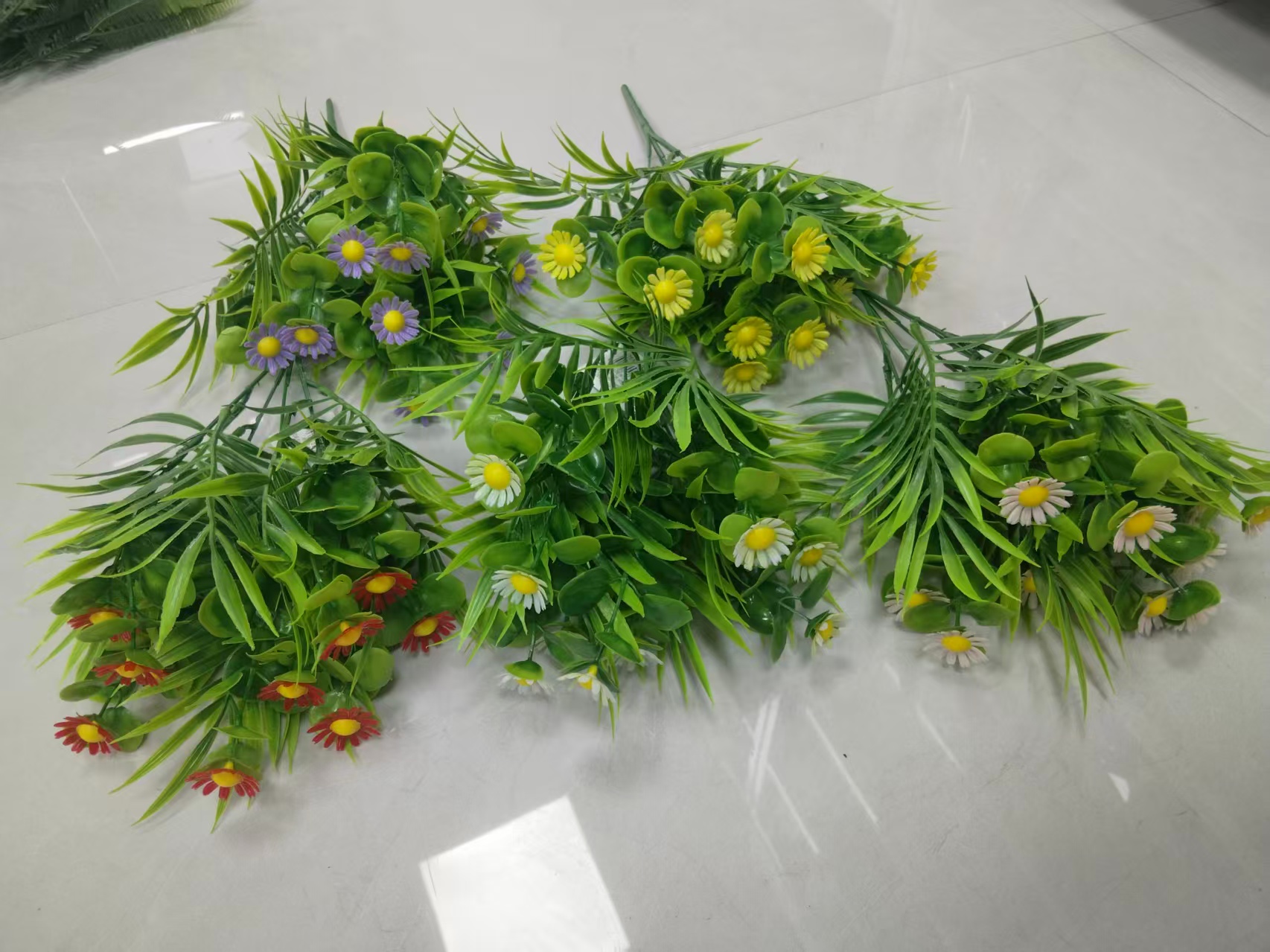 批发绿色森系仿真5叉塑料水草花DIY家居装饰摆件植物墙室内绿化美化现货补柜