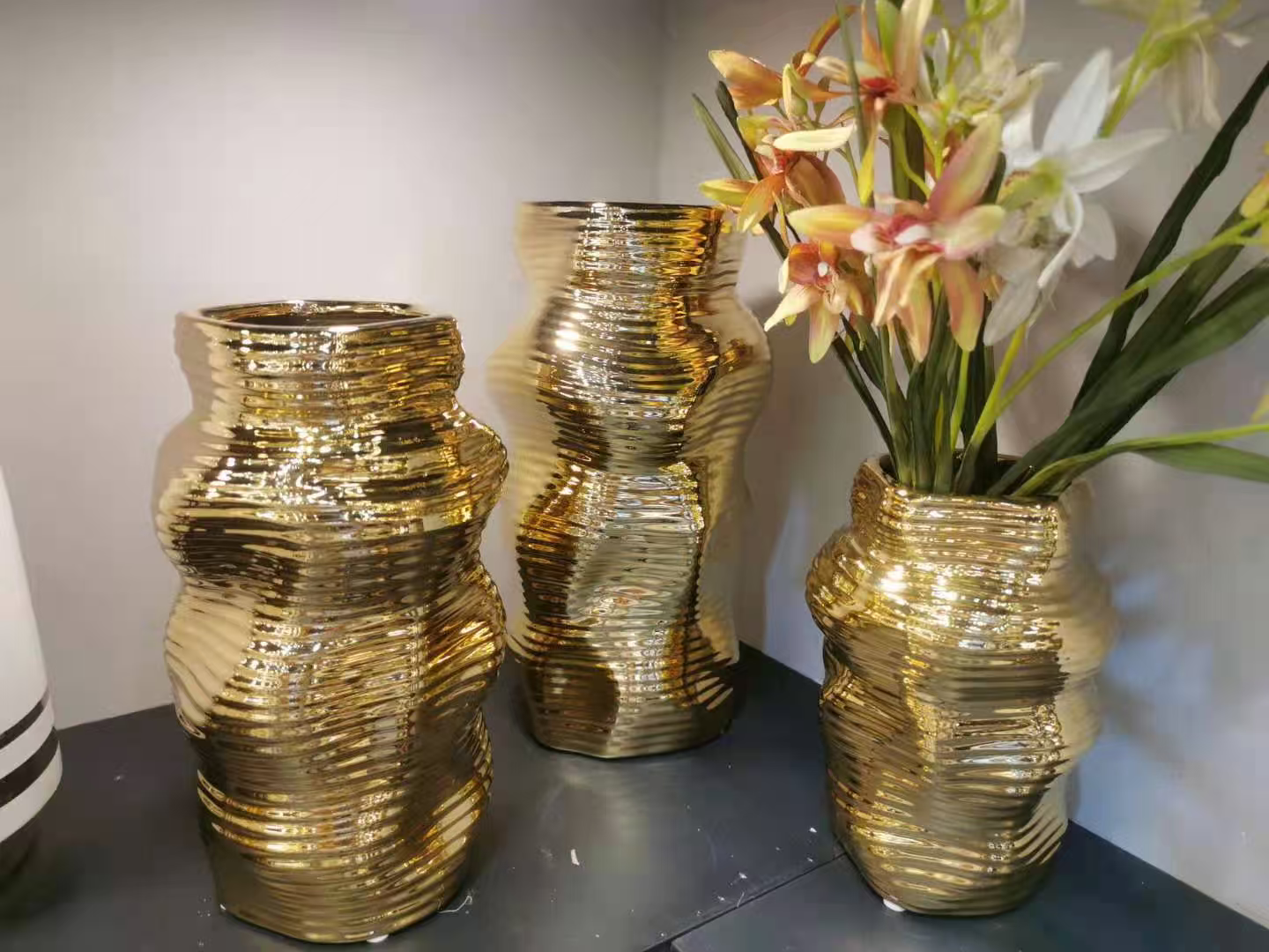 中东陶瓷香炉工艺品陶瓷花瓶陶瓷装饰工艺品陶瓷花礼品