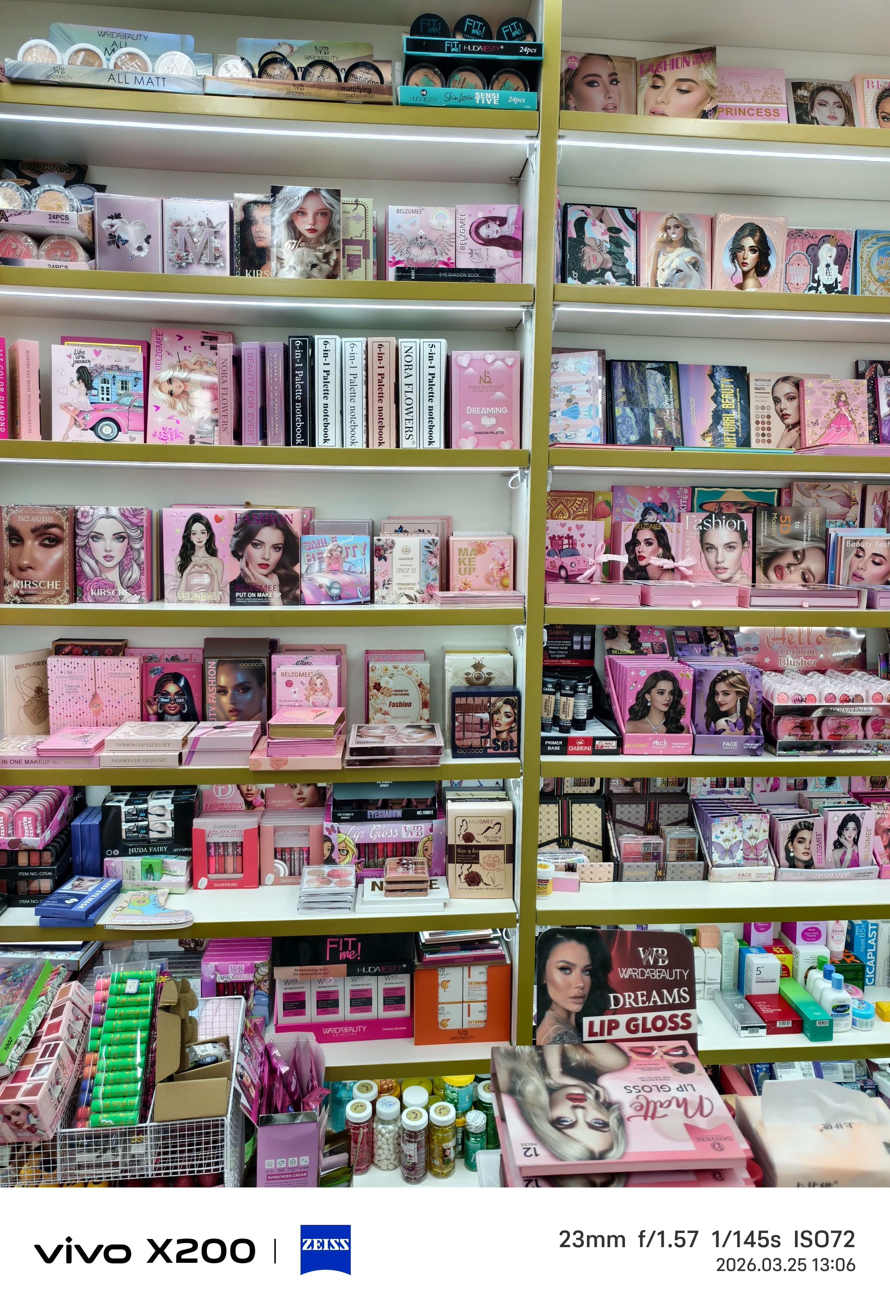 Alek Cosmetics describe pic - 3